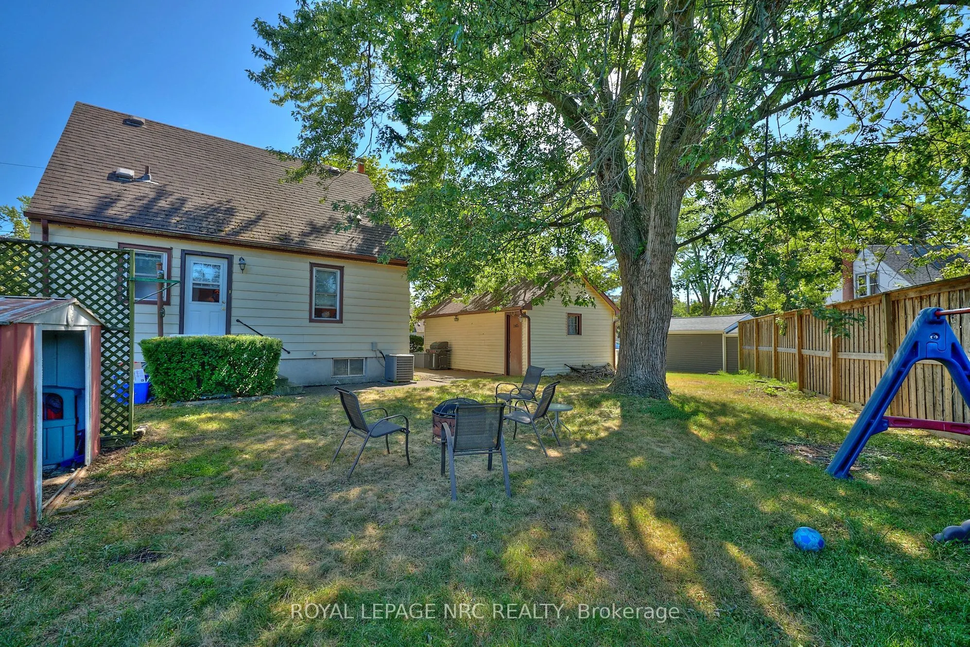 7221 Windsor Crescent