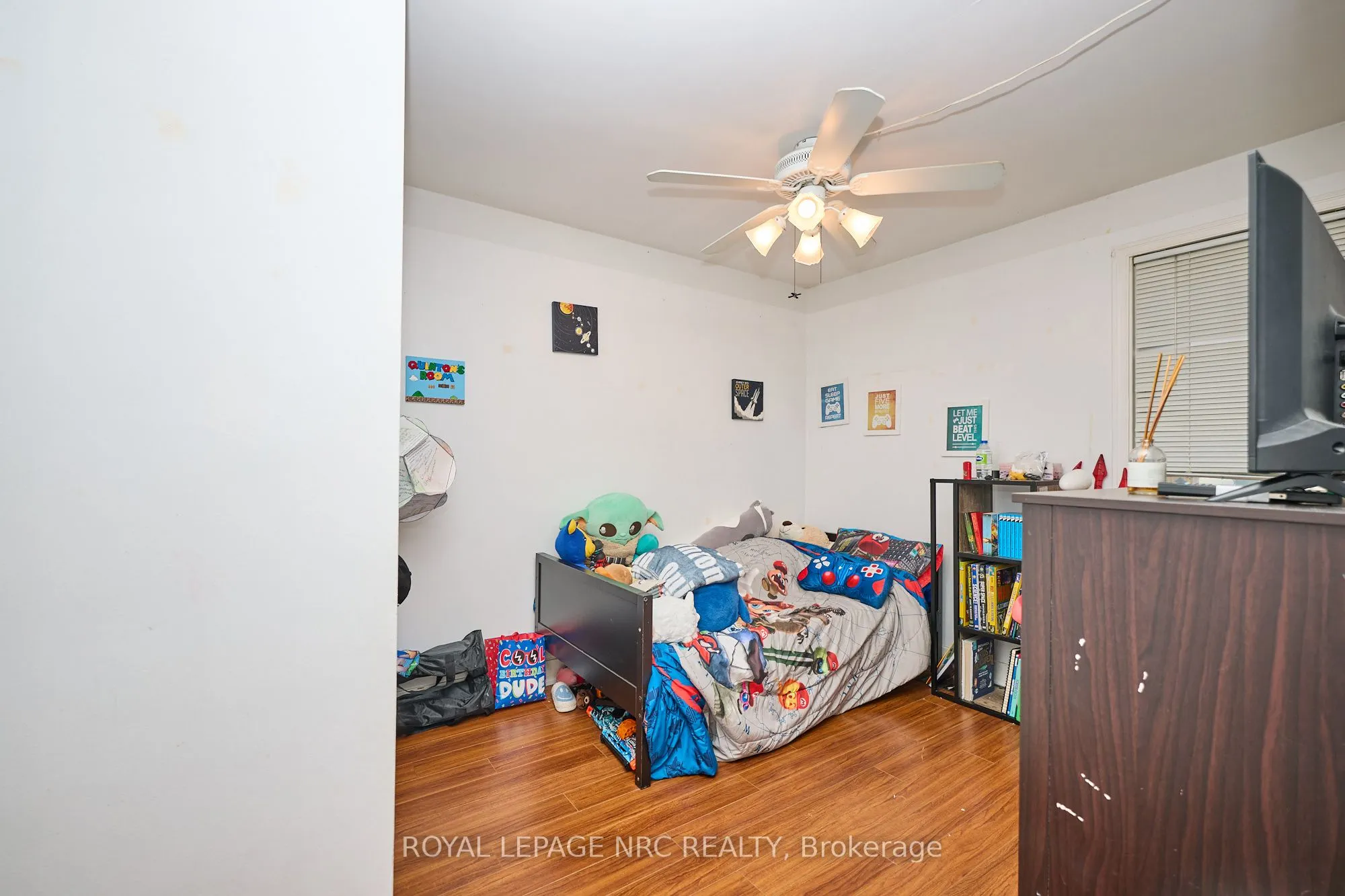 7221 Windsor Crescent