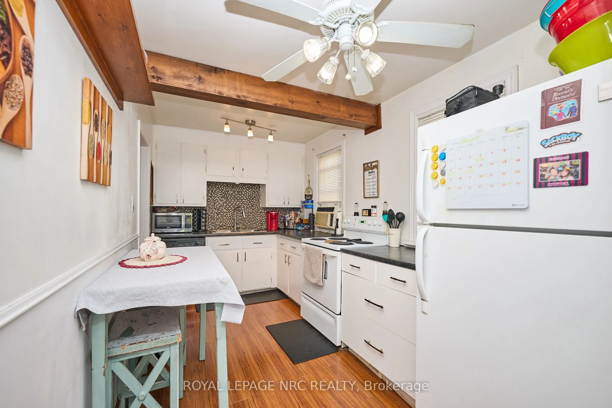 7221 Windsor Crescent
