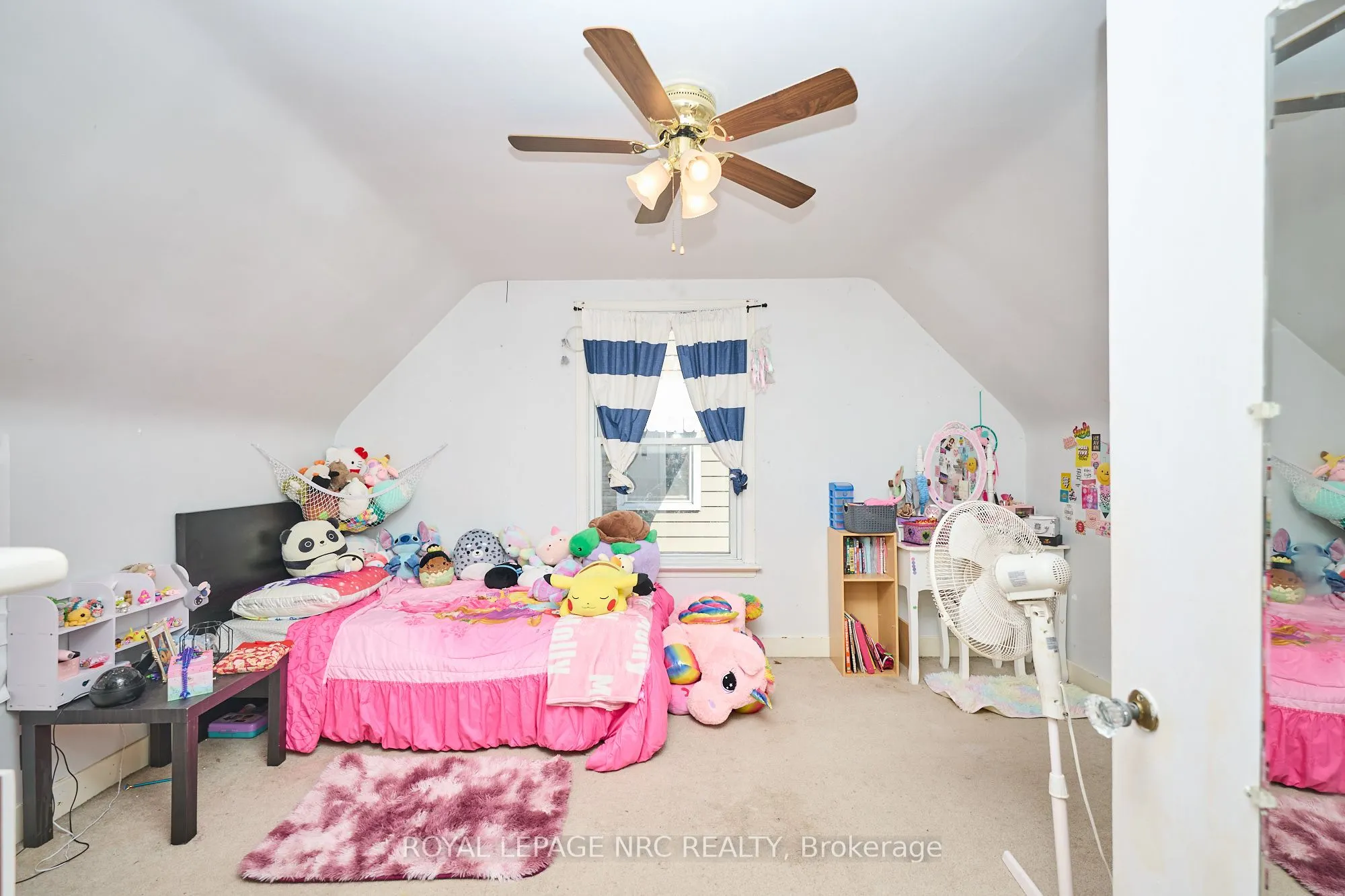 7221 Windsor Crescent