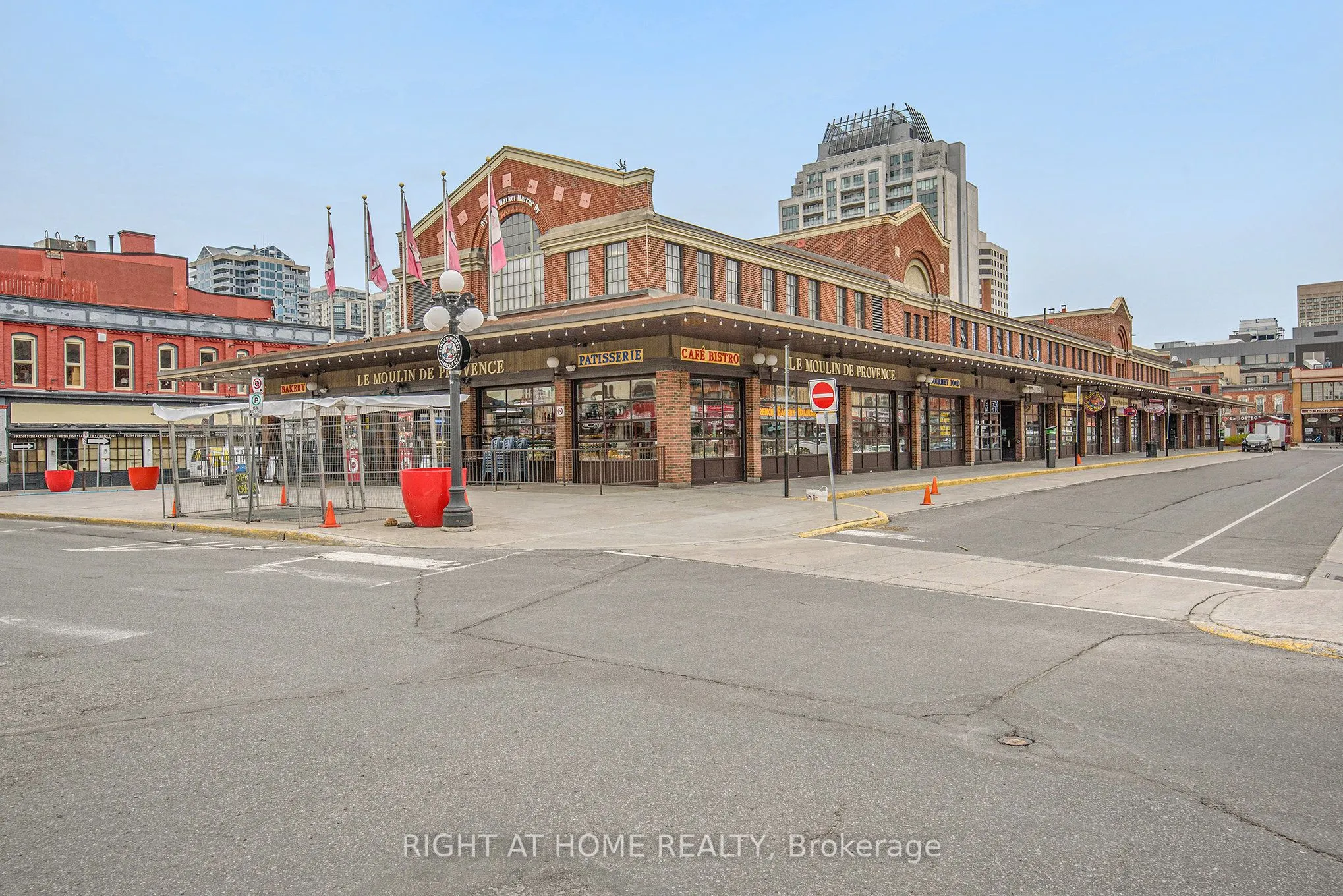 179 George Street N, #1102