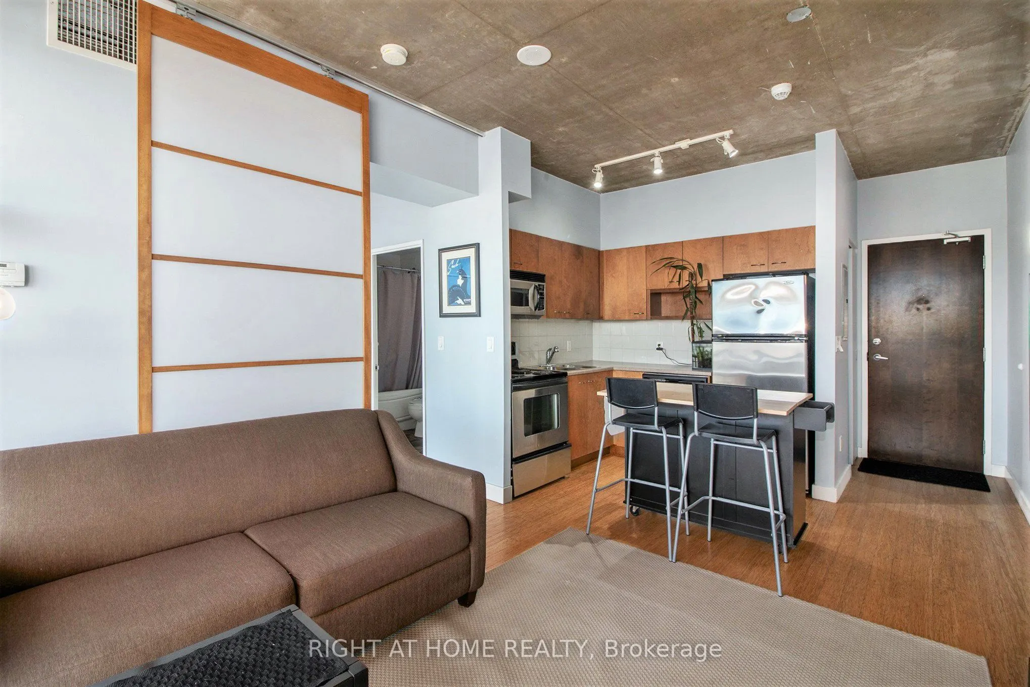 179 George Street N, #1102