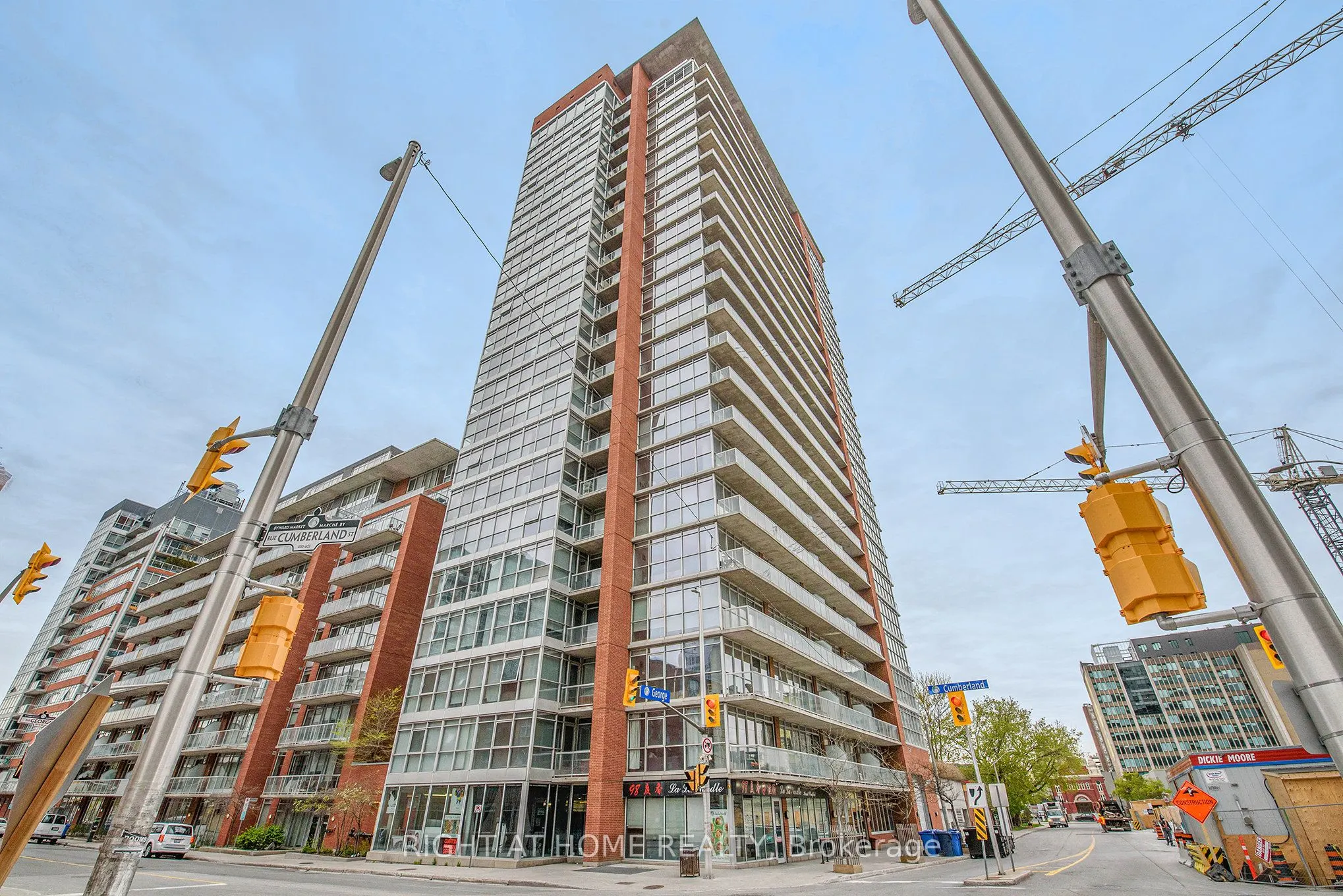 179 George Street N, #1102