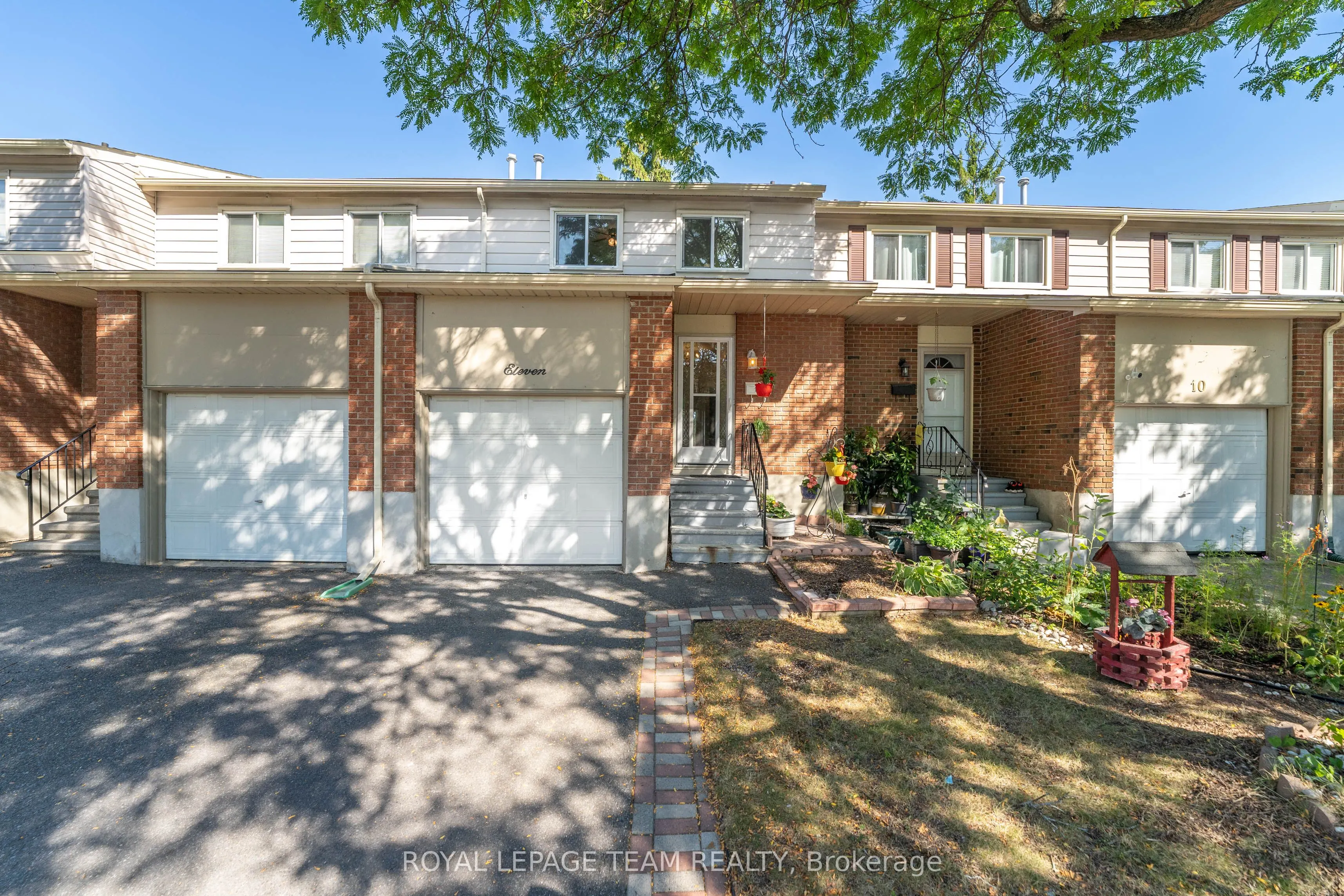 2415 SOUTHVALE Crescent