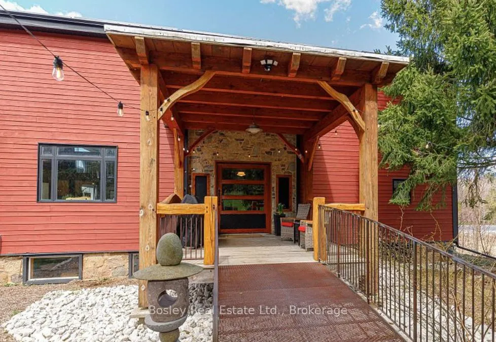 121 Old Highway 26