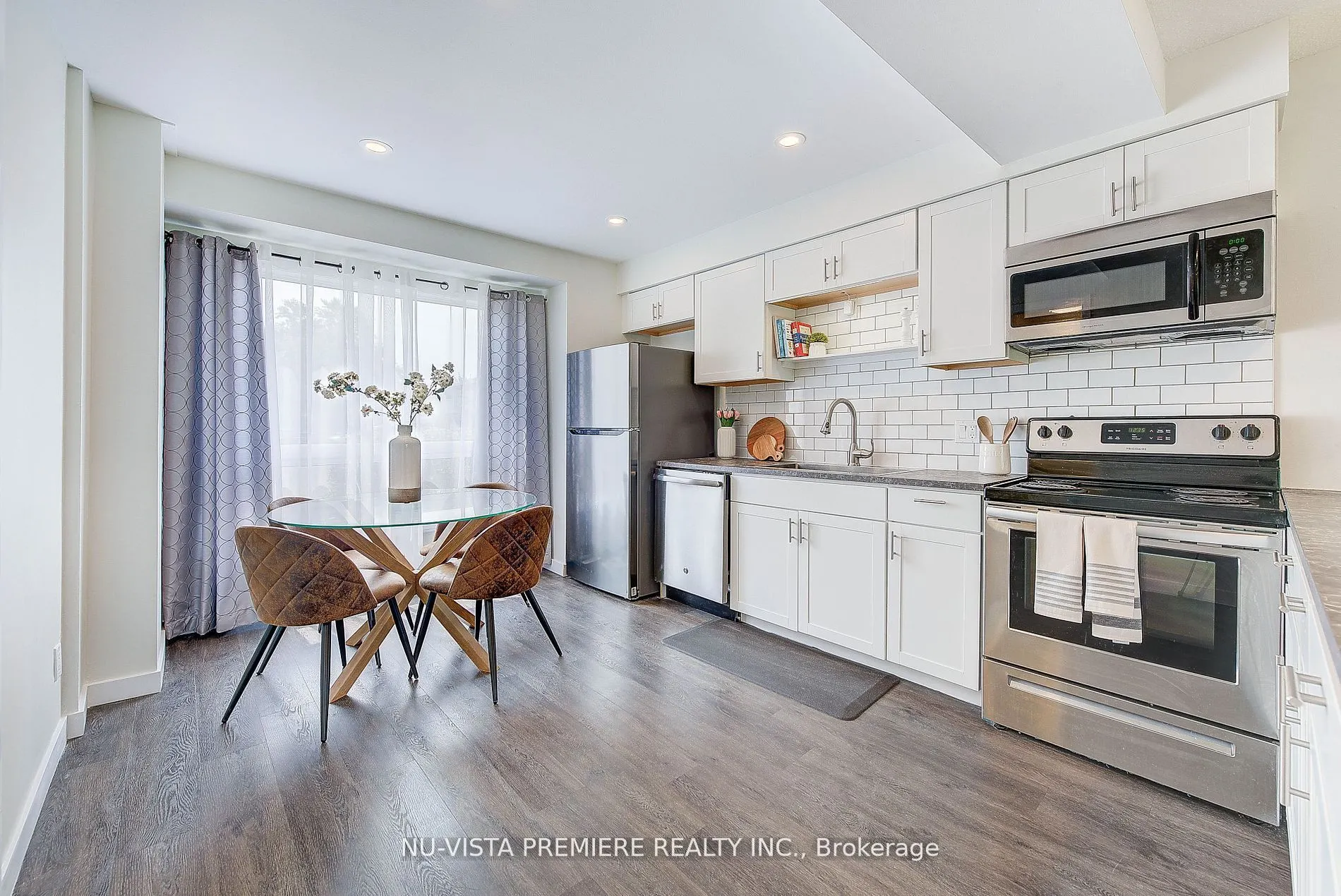 550 Second Street, #35