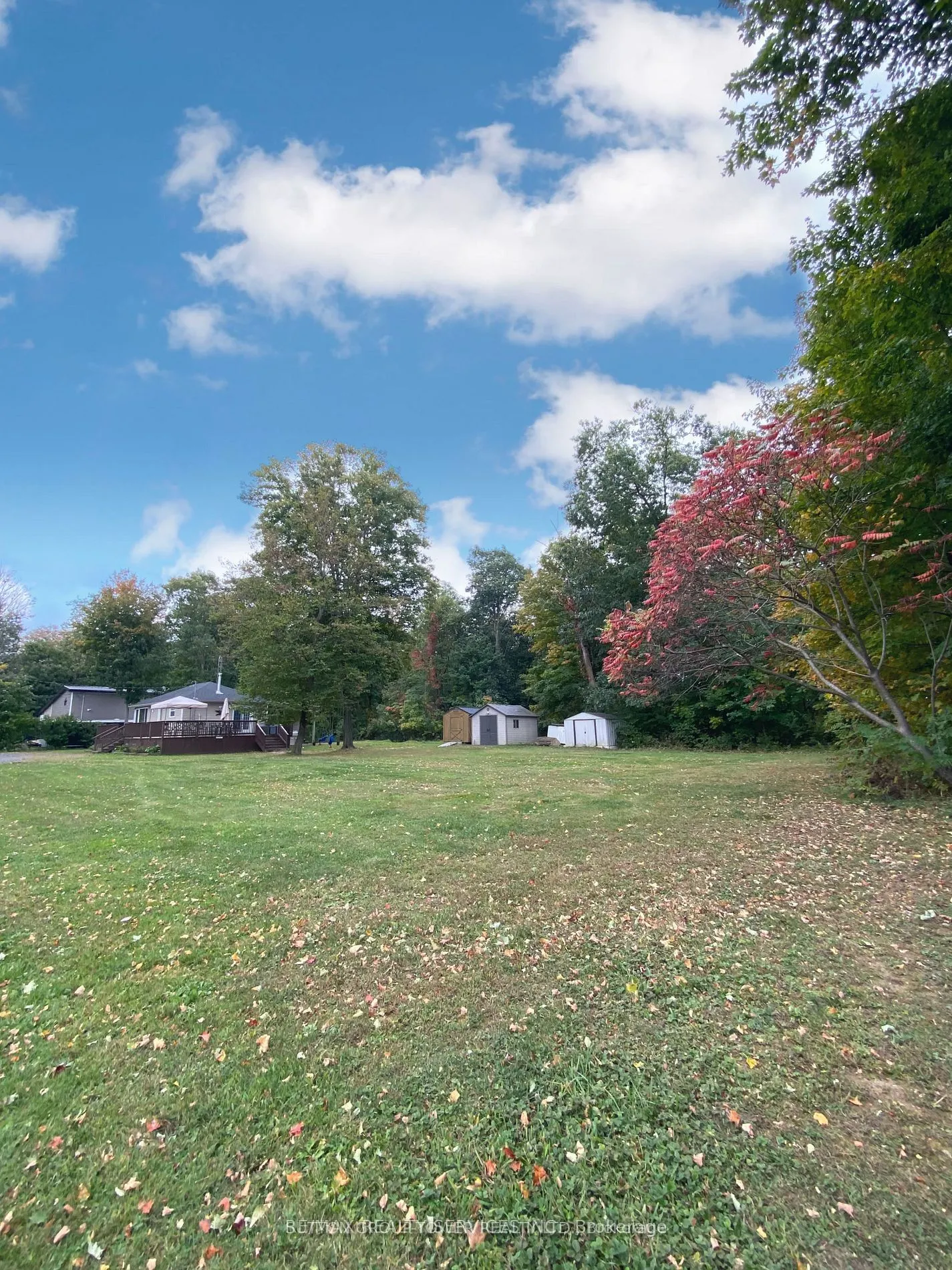 4870 Mapleview Crescent