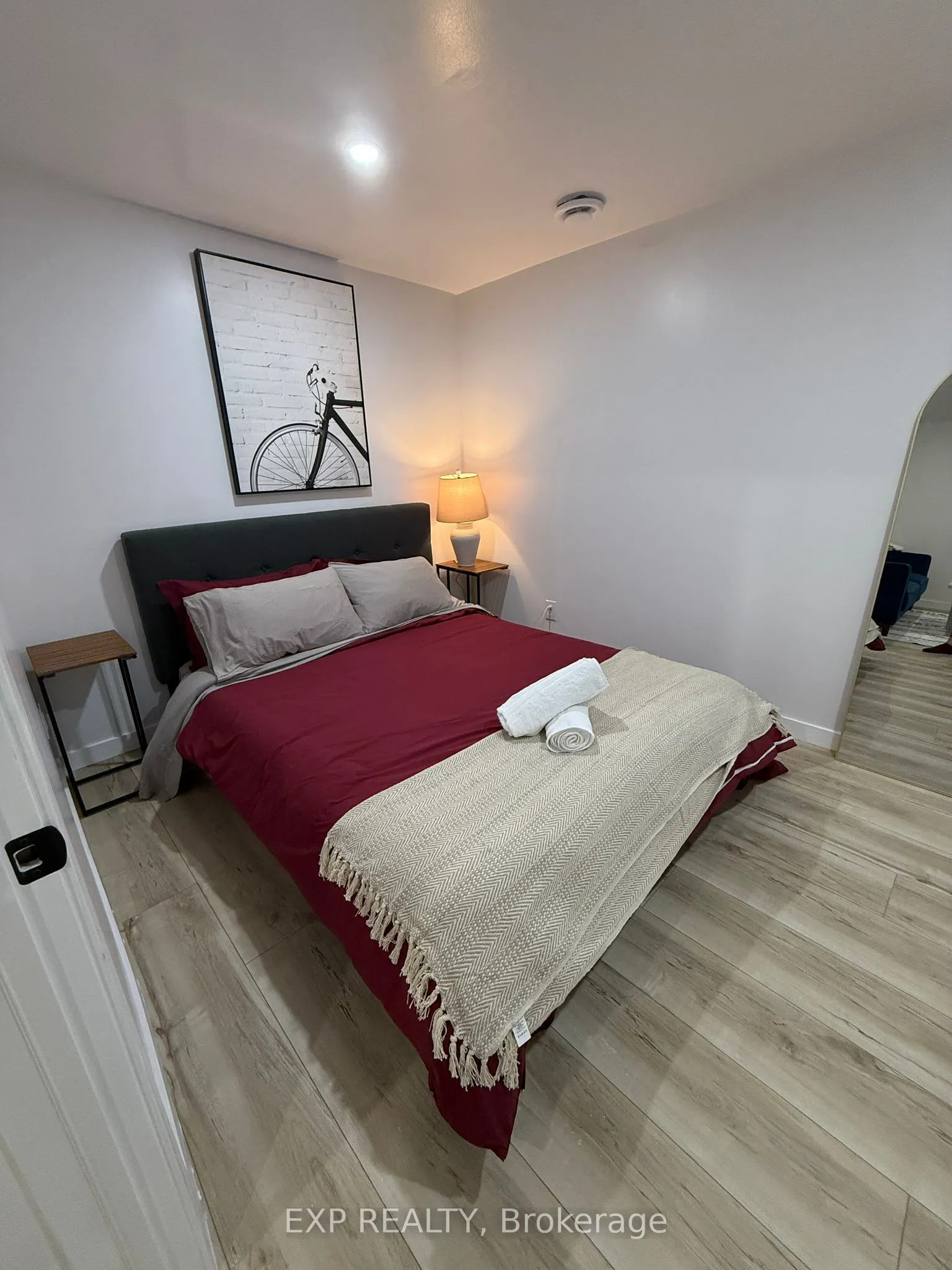 564 Brunel Street, #3