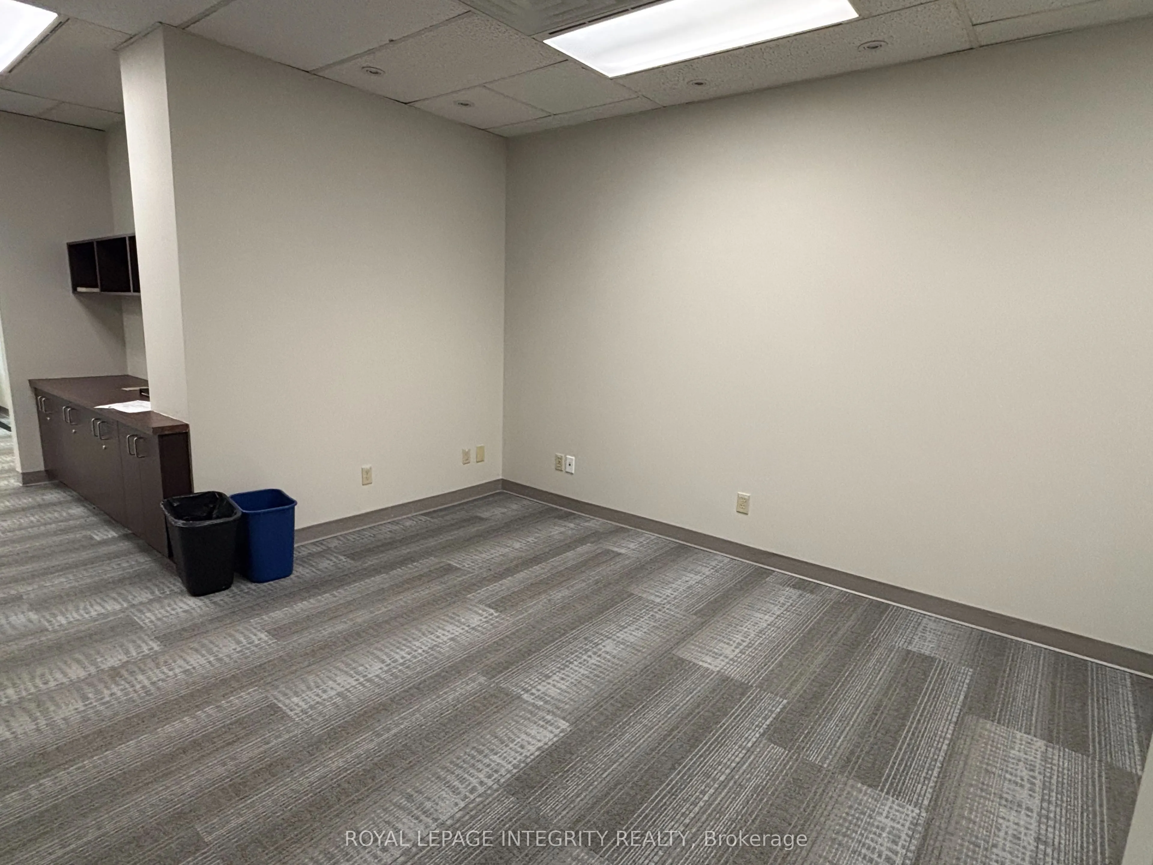 170 Laurier Avenue W, #602