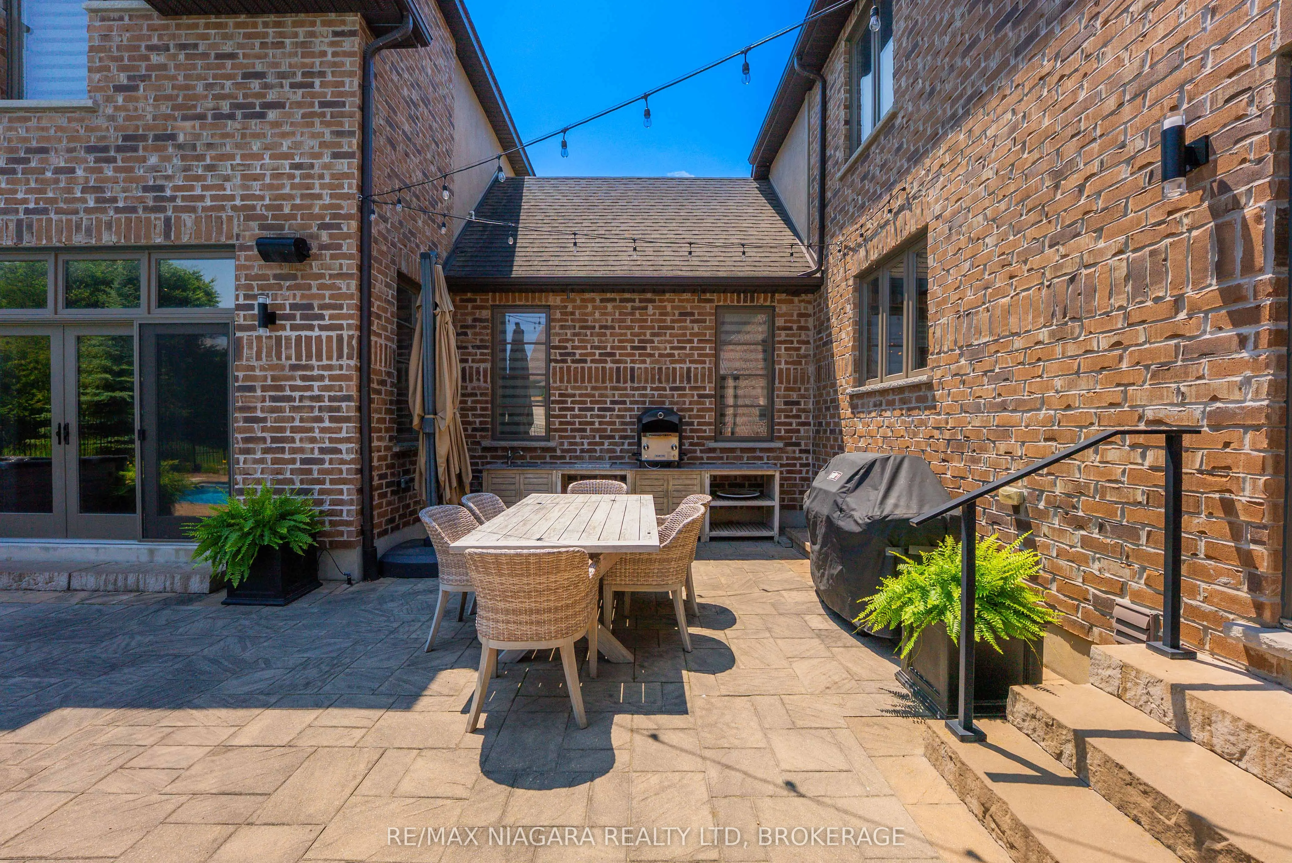 50 Sandalwood Crescent