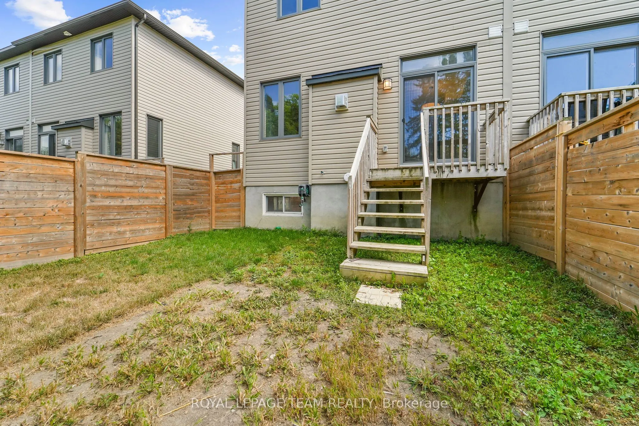 279 Munro Street