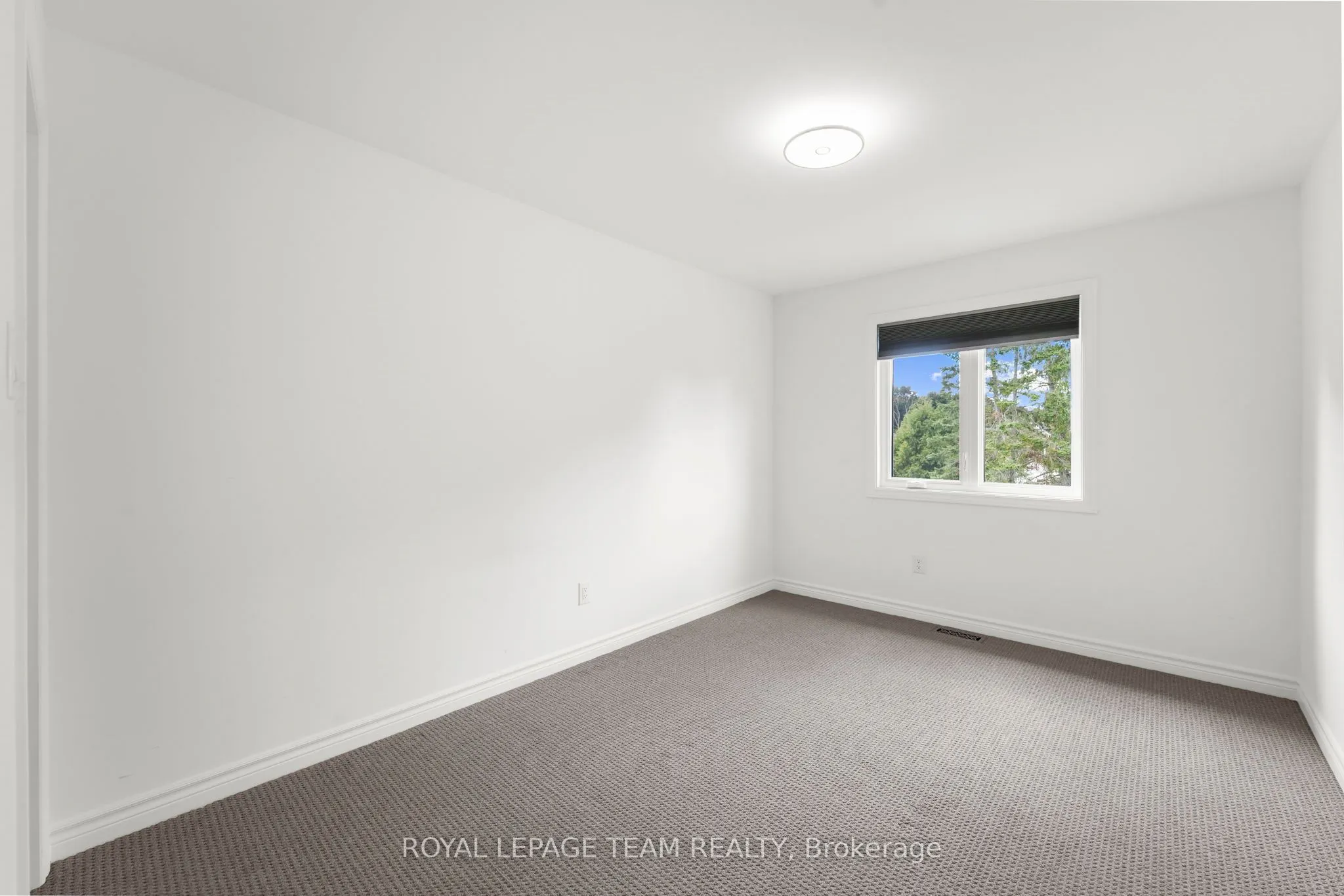 279 Munro Street