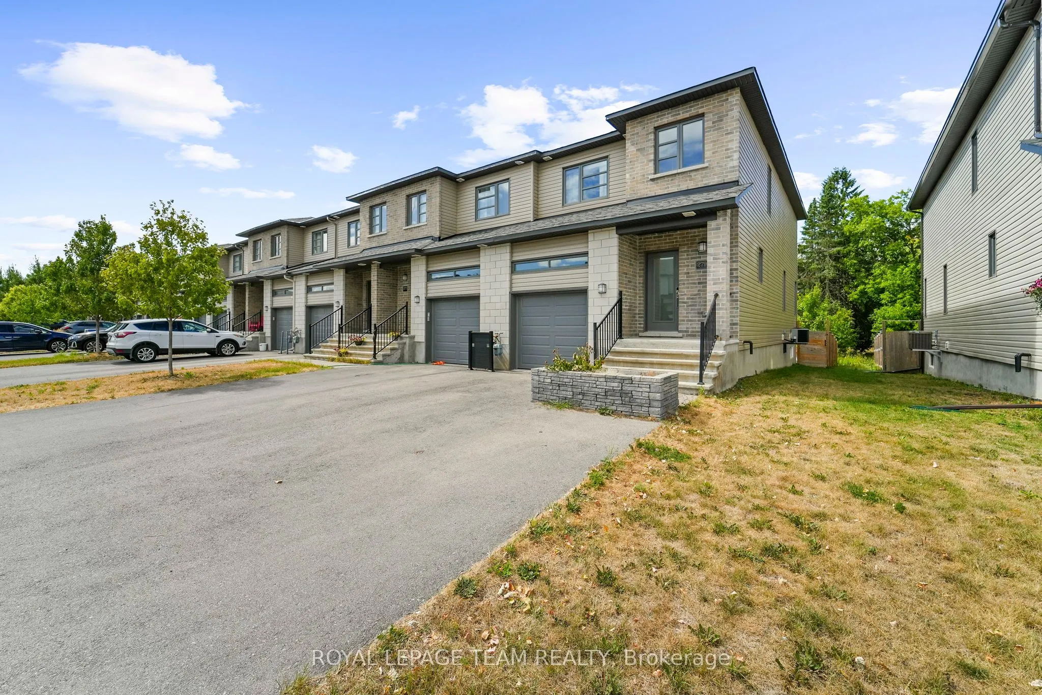 279 Munro Street