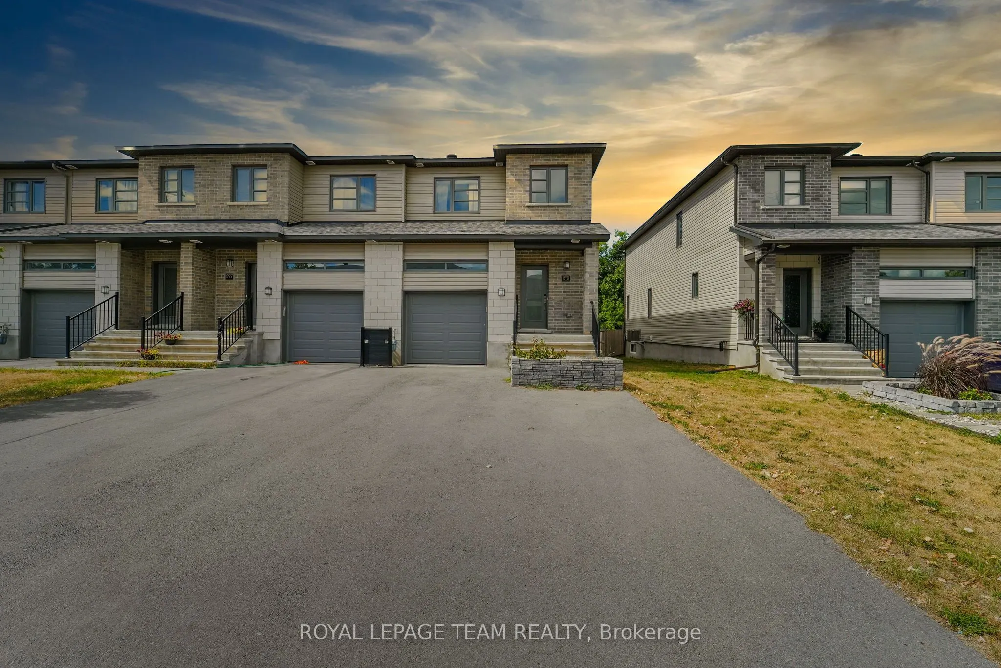 279 Munro Street
