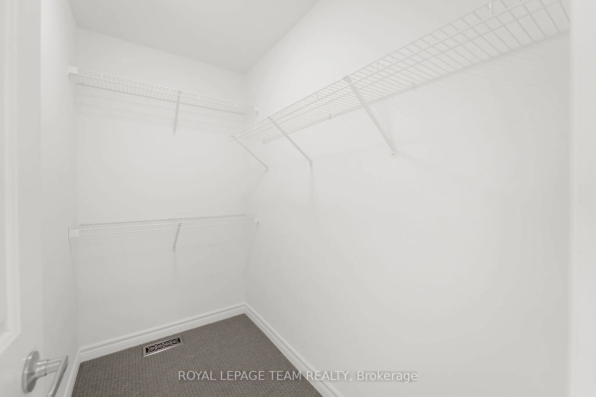 279 Munro Street