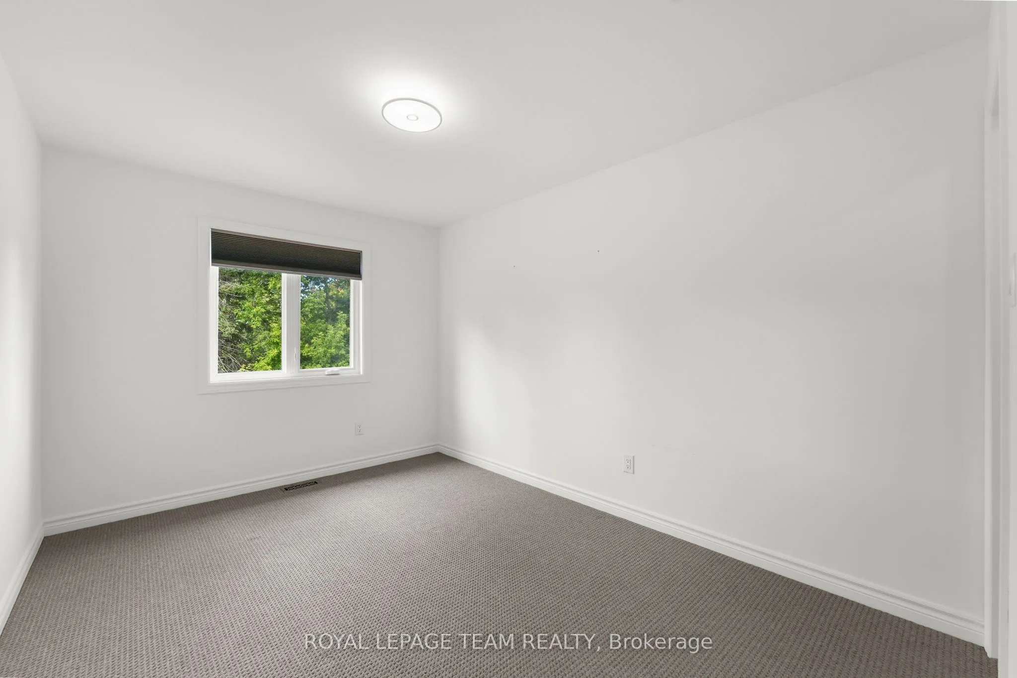 279 Munro Street