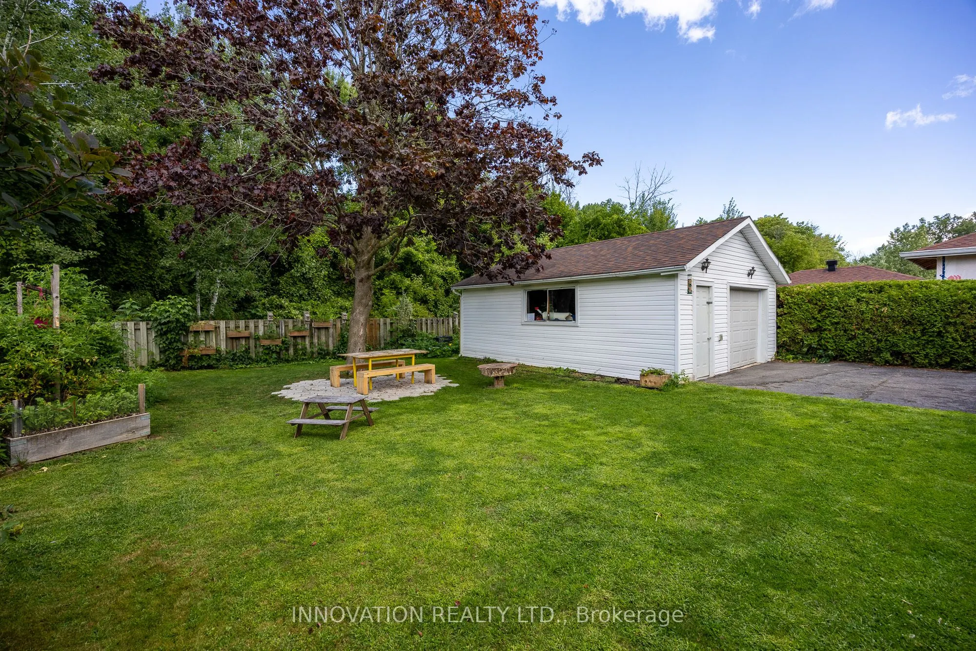 1407 Charles Street