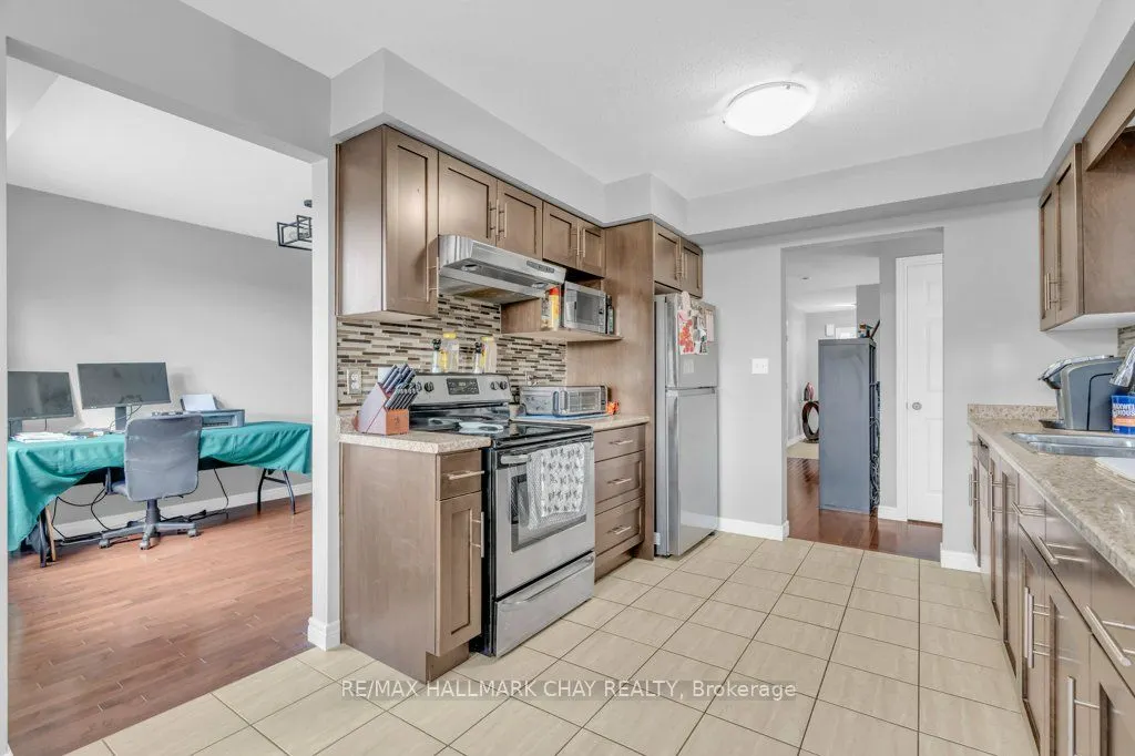 3 Davison Drive