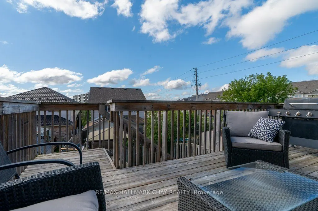3 Davison Drive