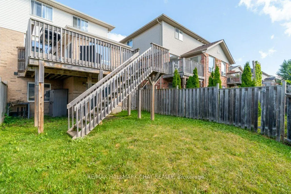 3 Davison Drive