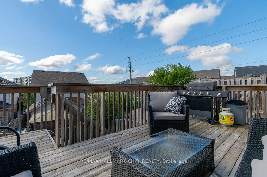 3 Davison Drive
