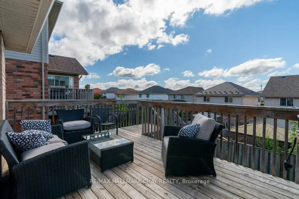 3 Davison Drive