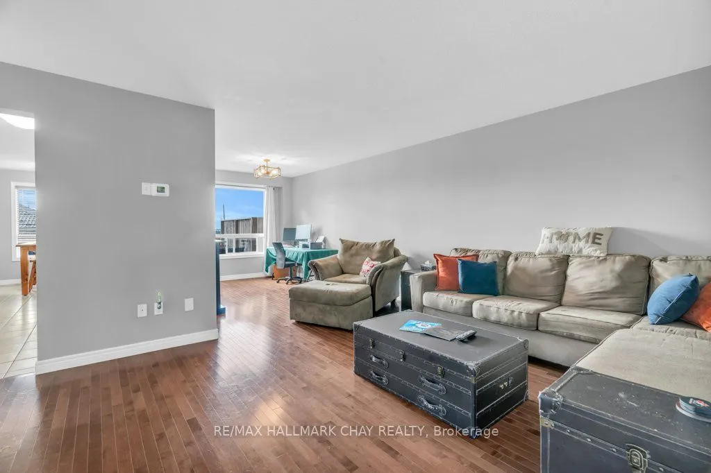 3 Davison Drive