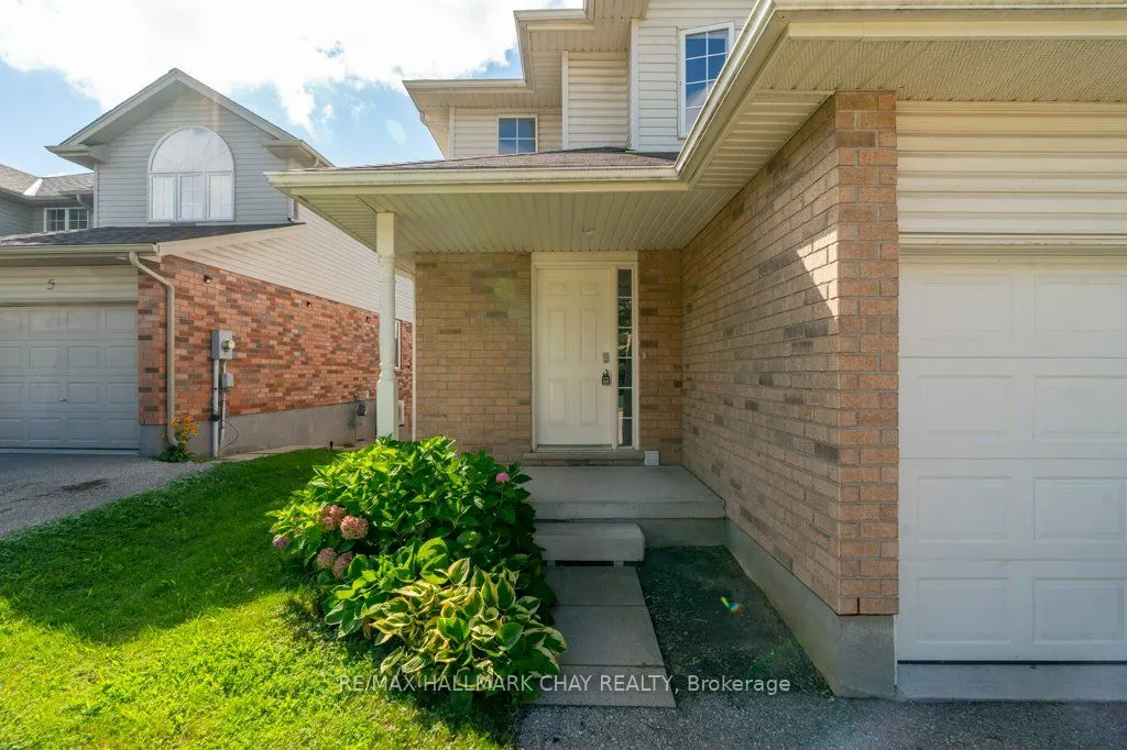 3 Davison Drive