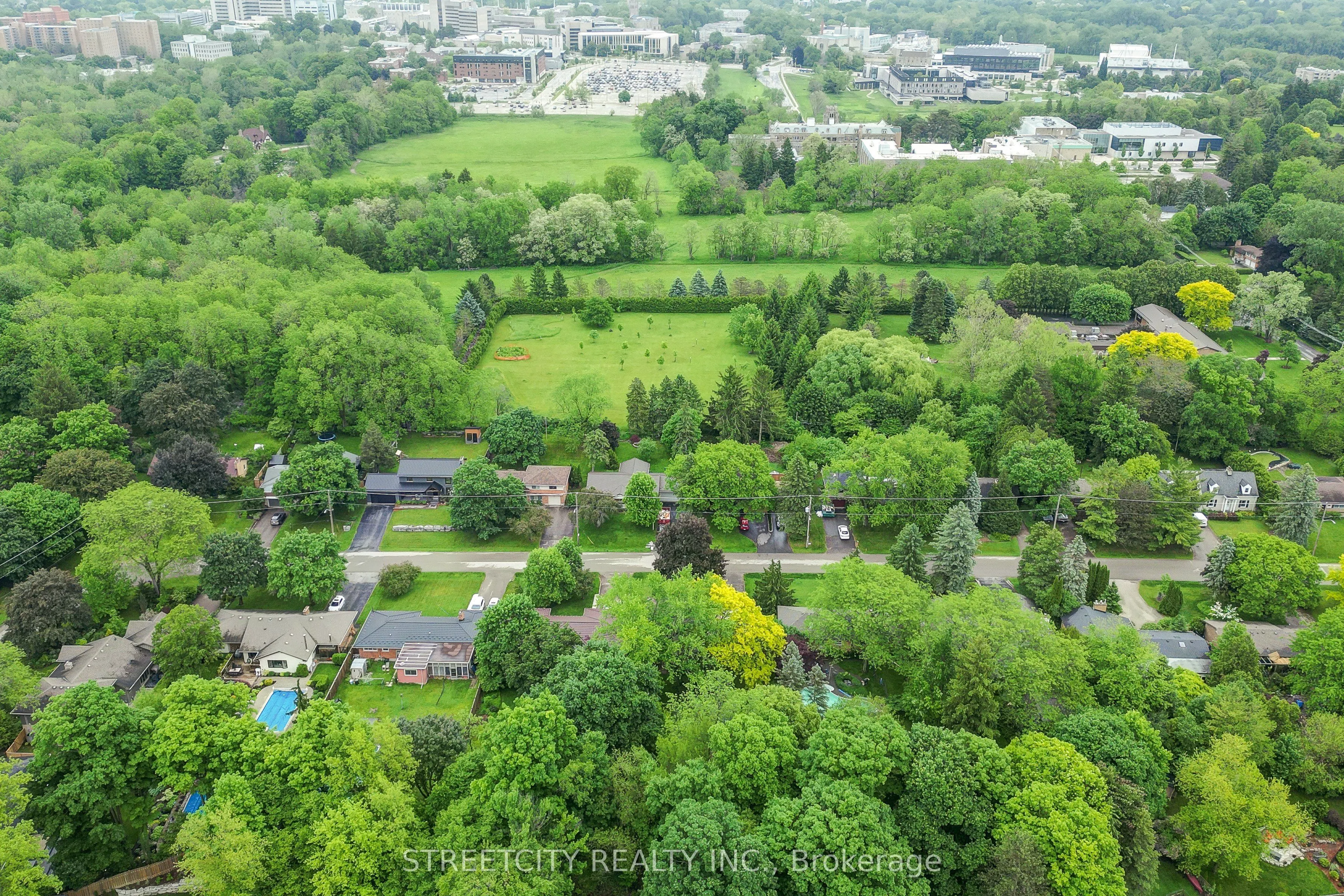 76 Bloomfield Drive