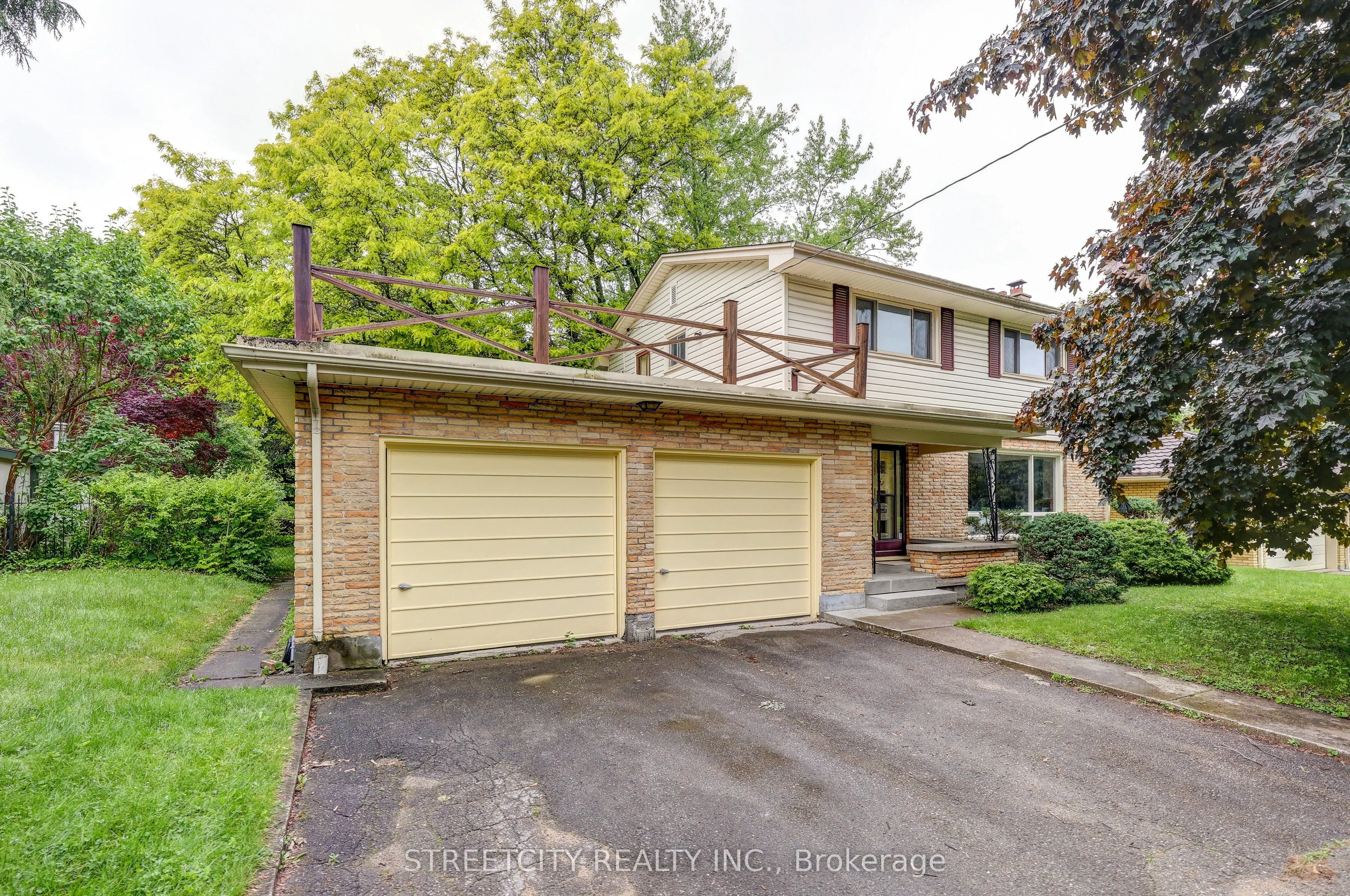 76 Bloomfield Drive