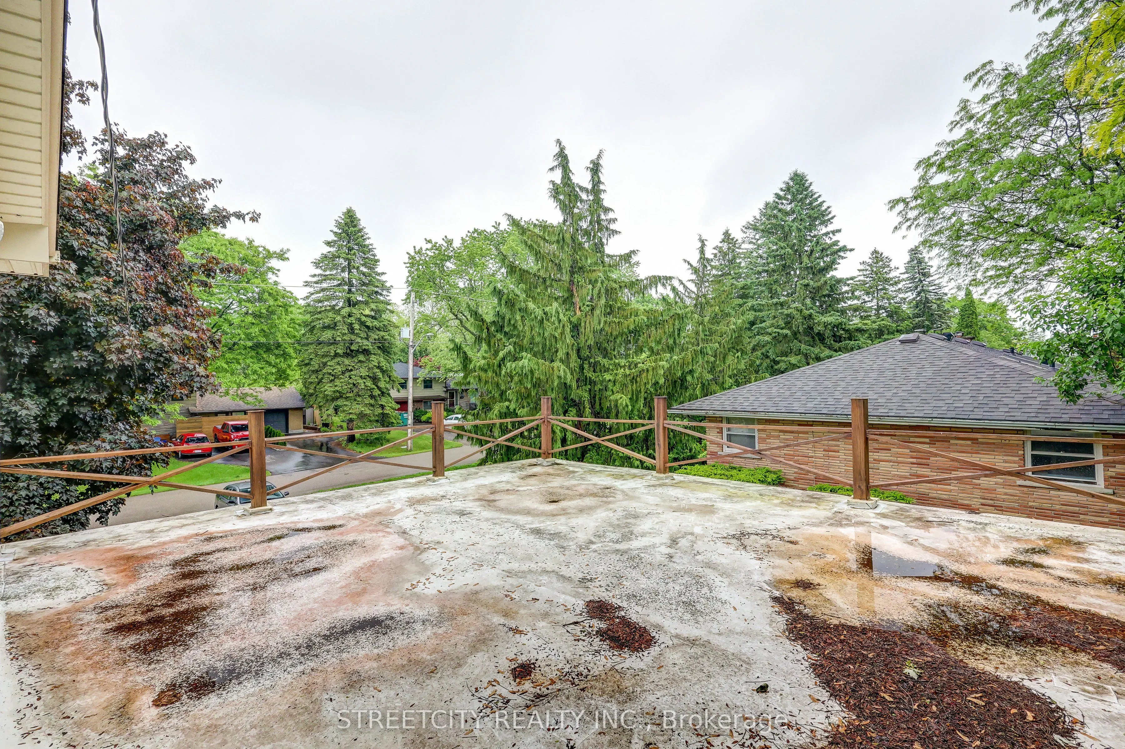 76 Bloomfield Drive