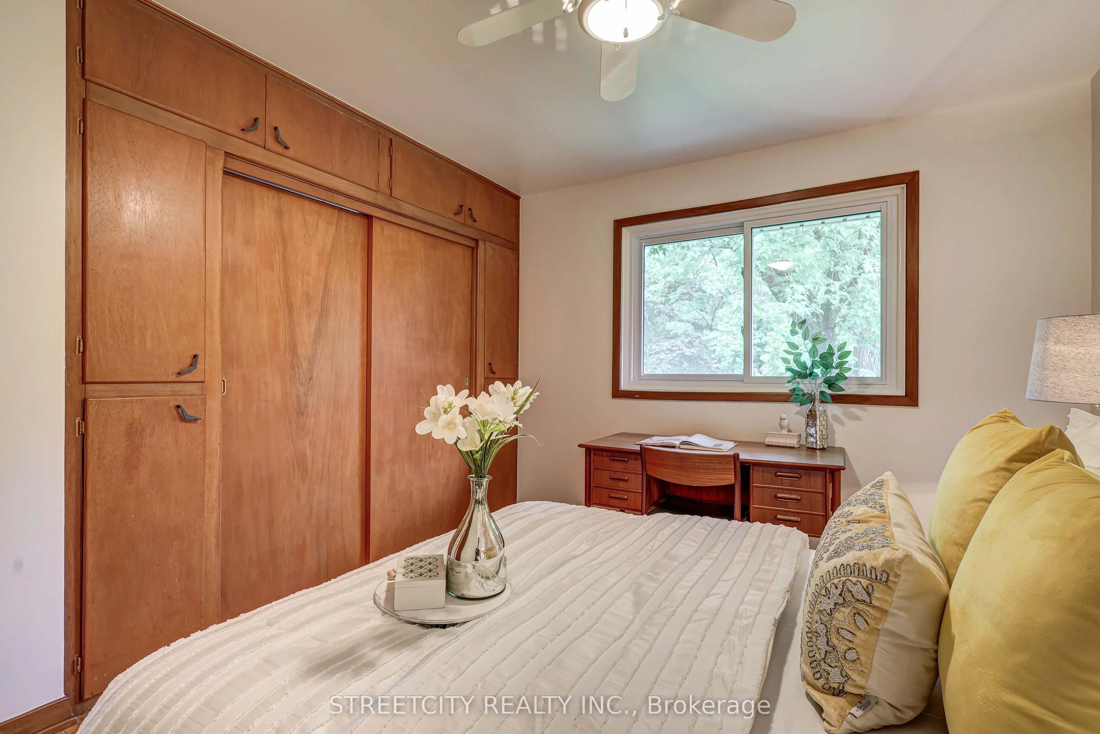 76 Bloomfield Drive