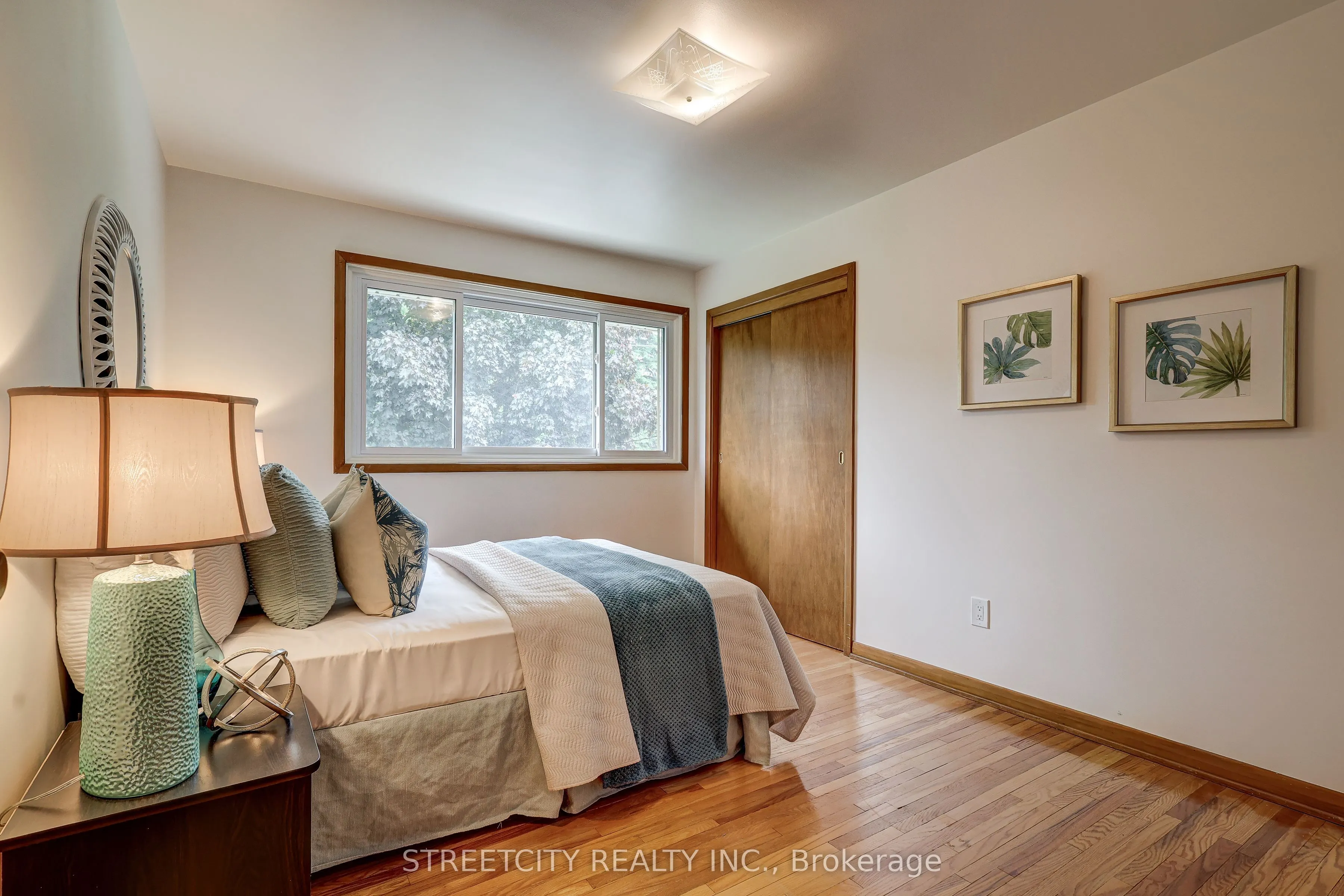76 Bloomfield Drive