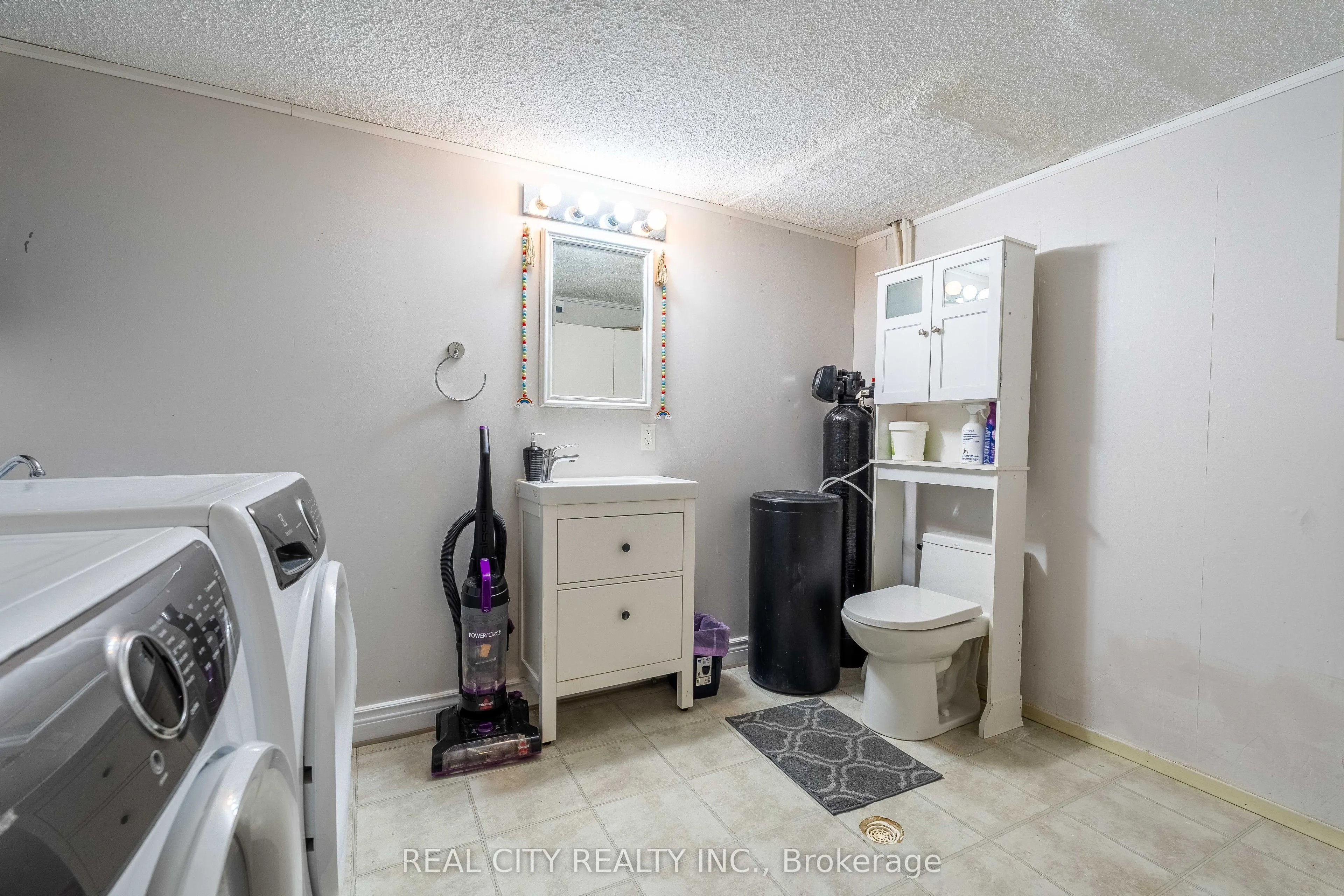 273 Elgin Street, #53