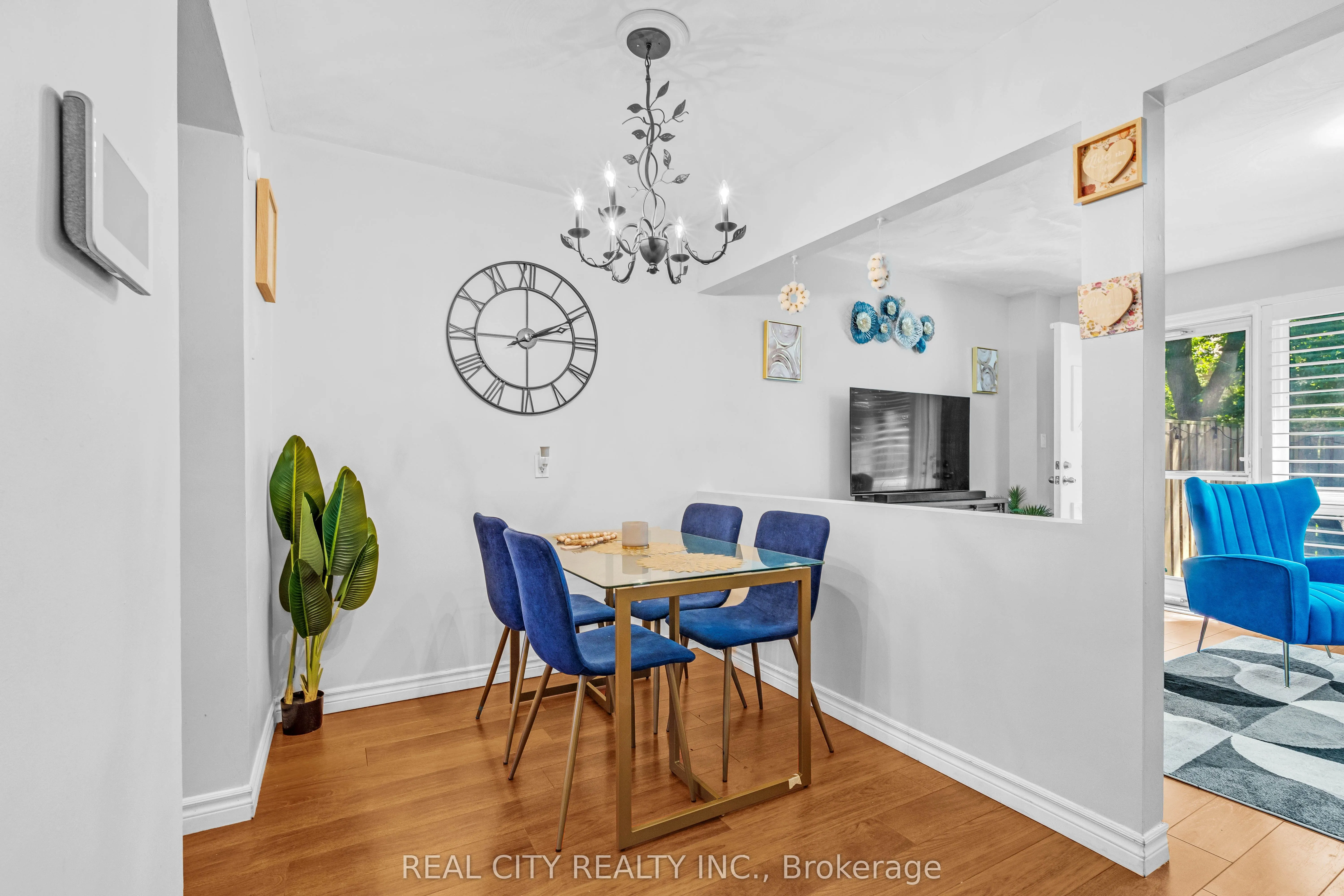 273 Elgin Street, #53