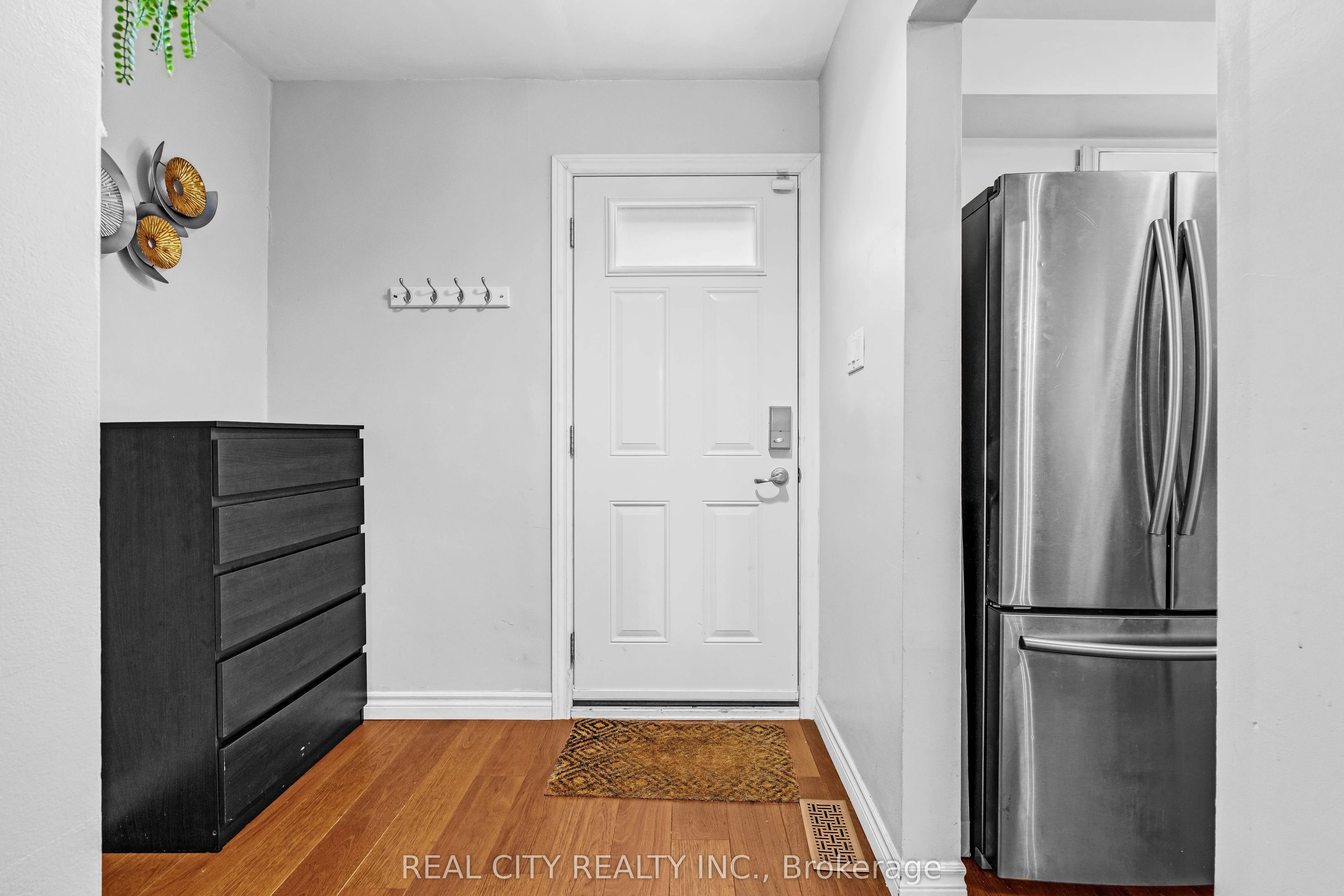 273 Elgin Street, #53