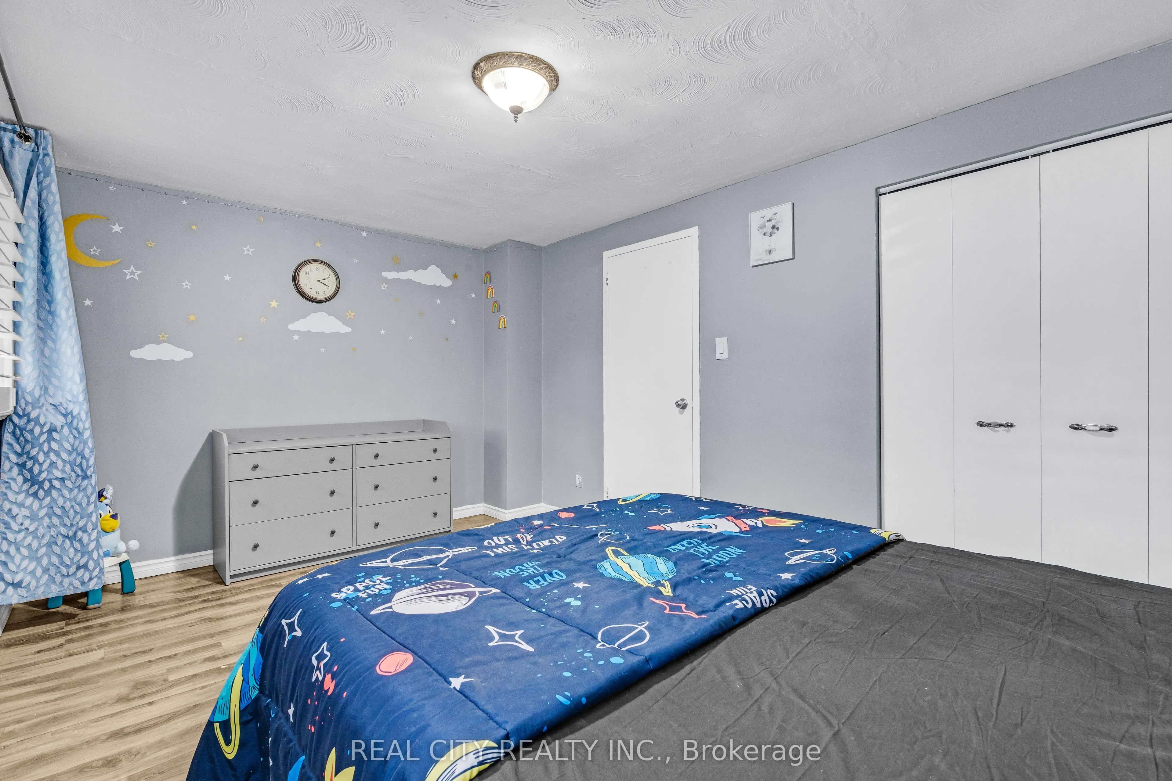 273 Elgin Street, #53