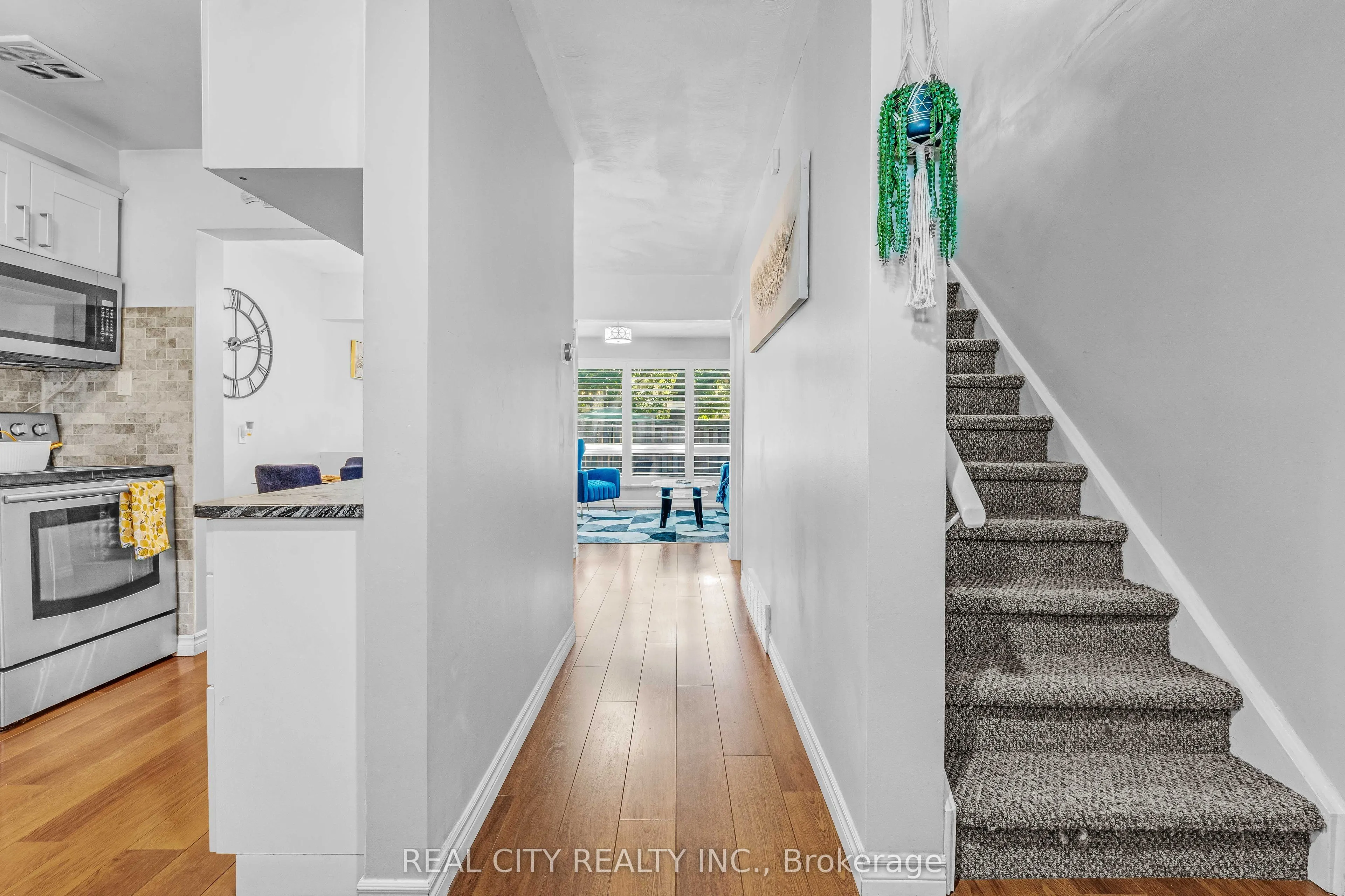 273 Elgin Street, #53