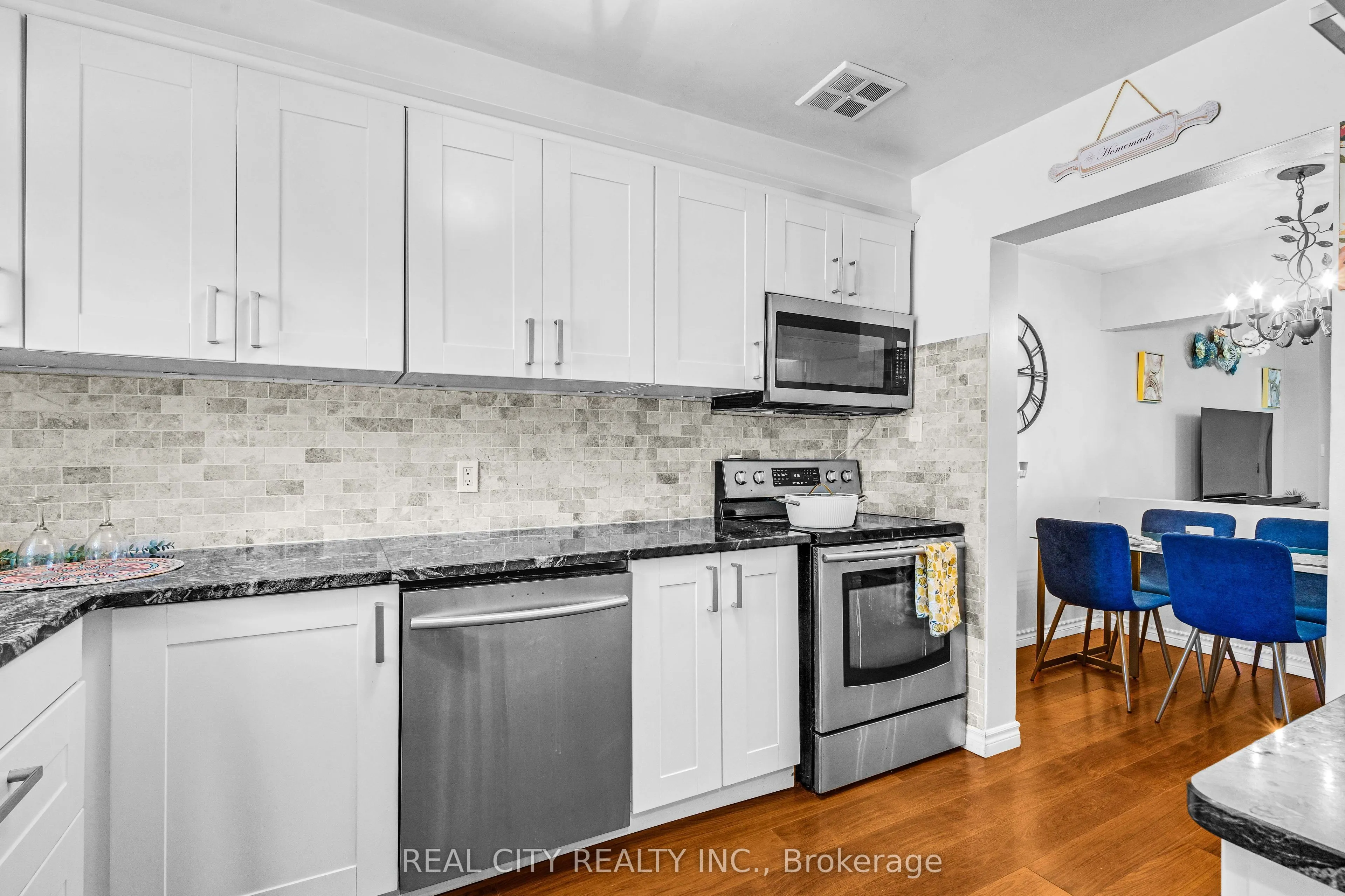 273 Elgin Street, #53