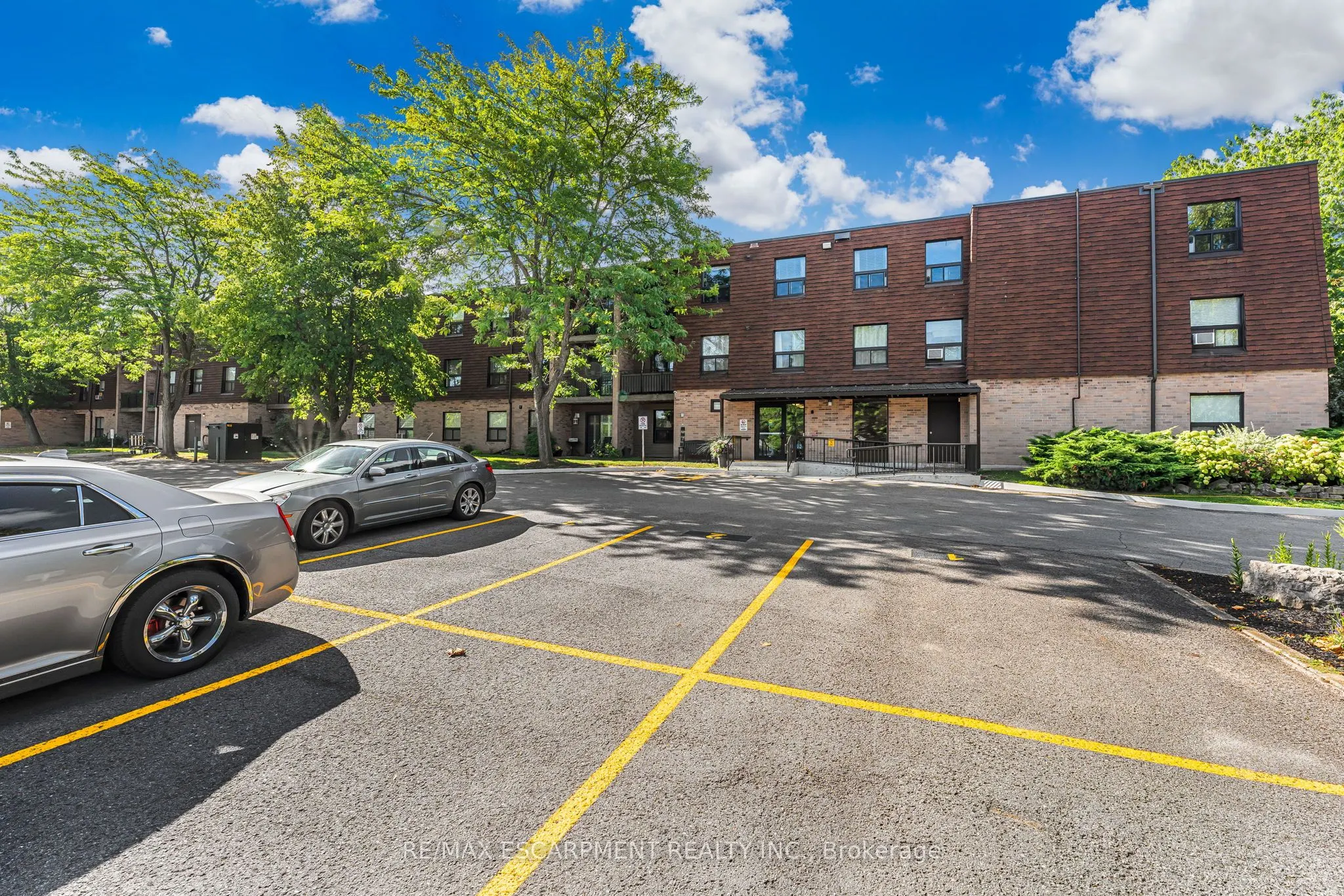 4209 Hixon Street, #308