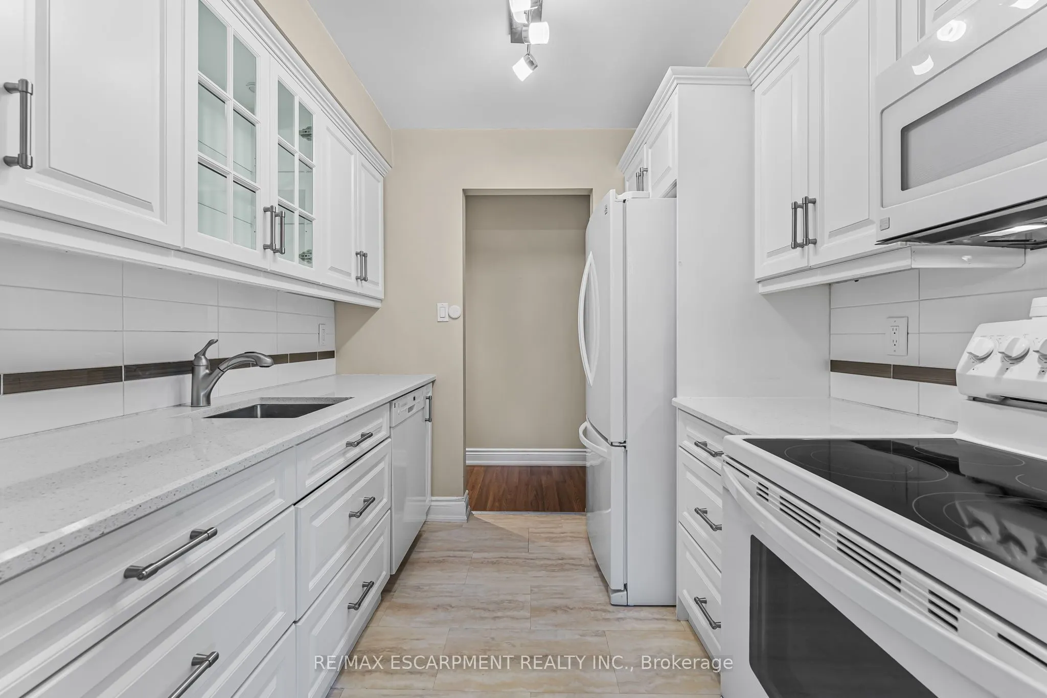 4209 Hixon Street, #308
