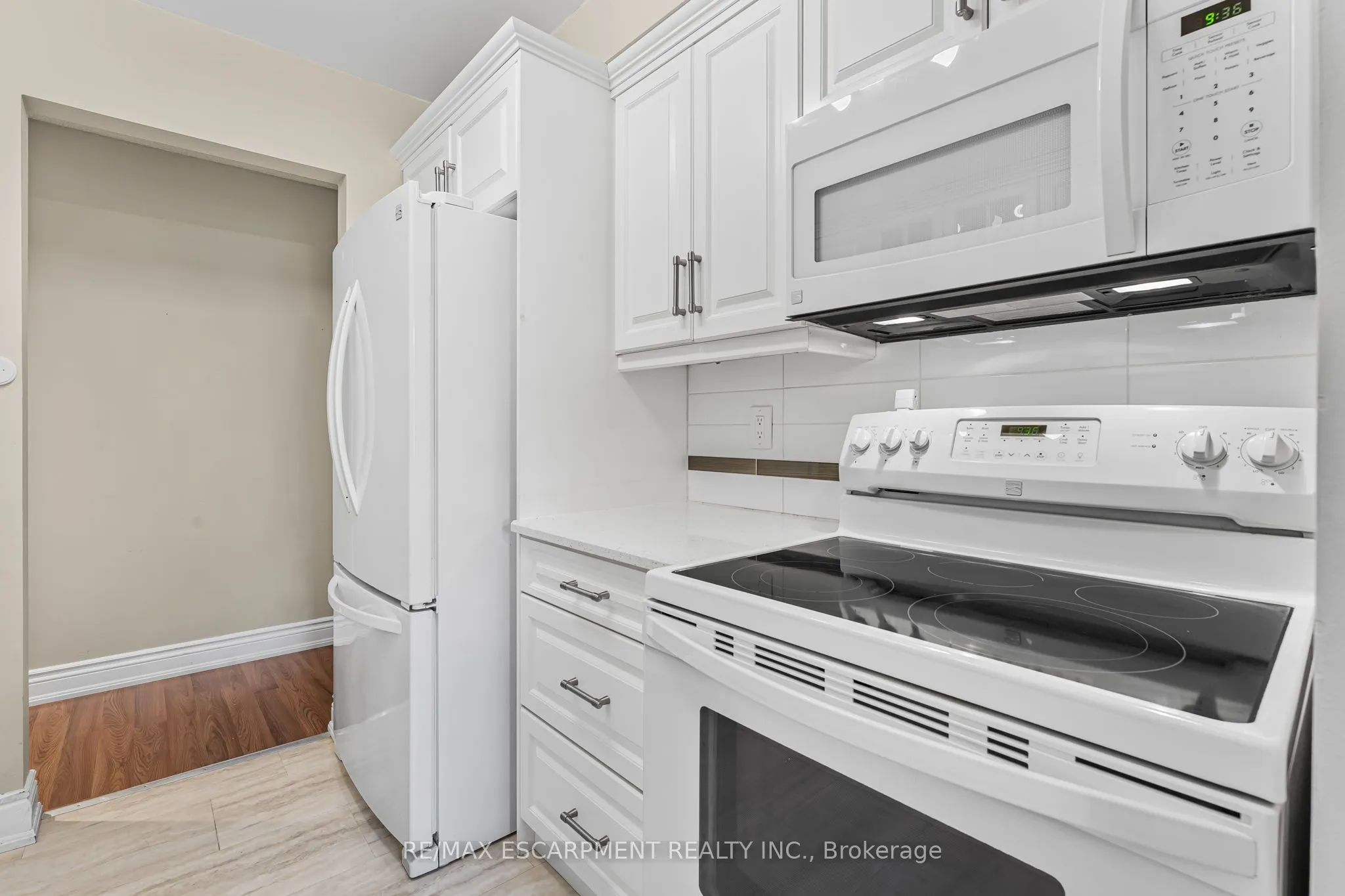 4209 Hixon Street, #308