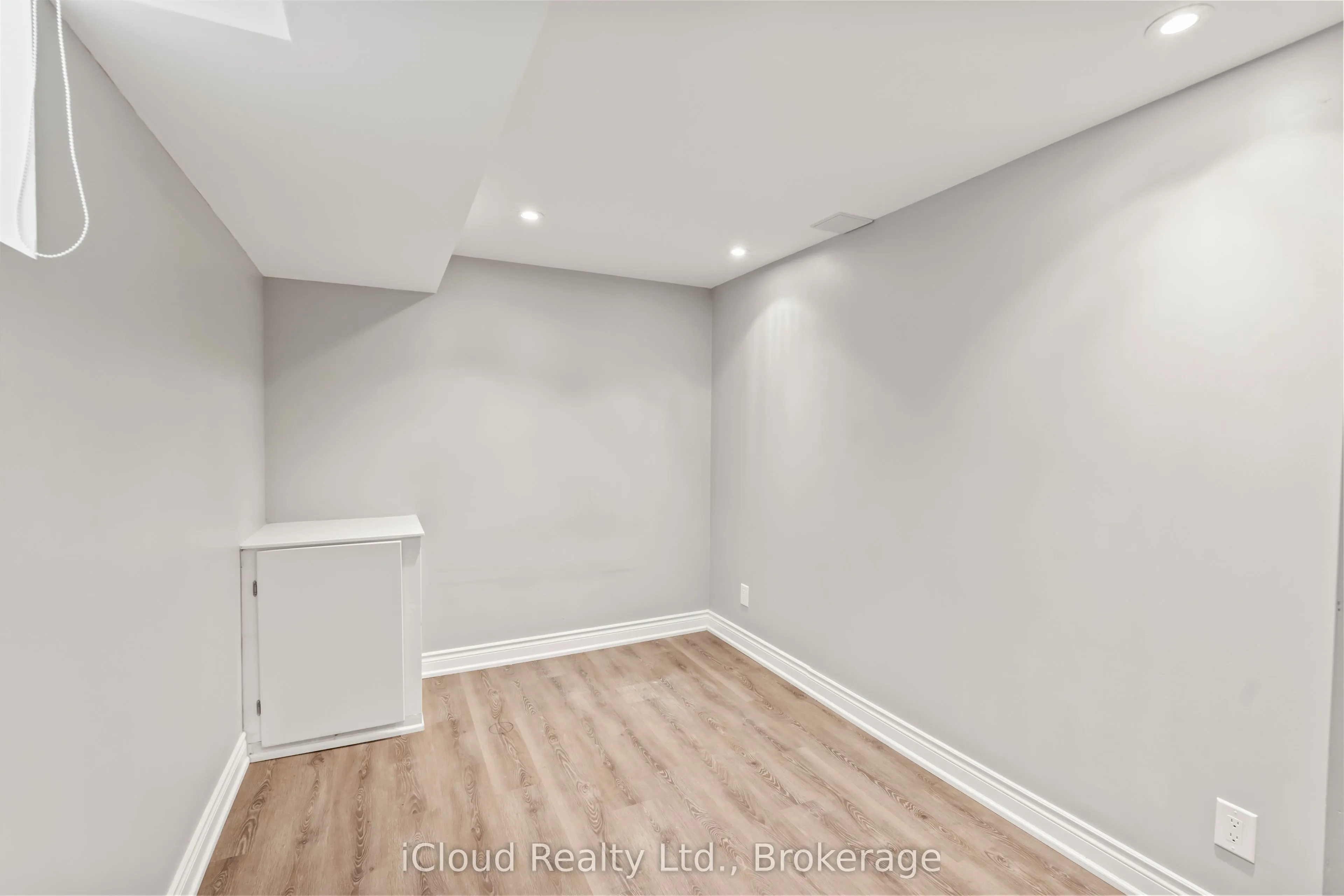 43 William Nador Street