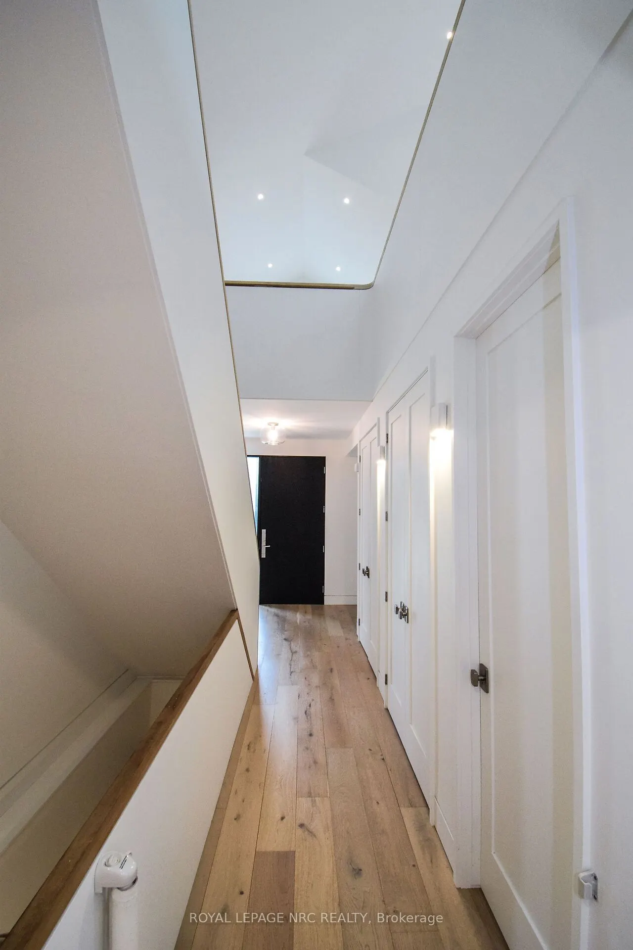 82 IVY Crescent