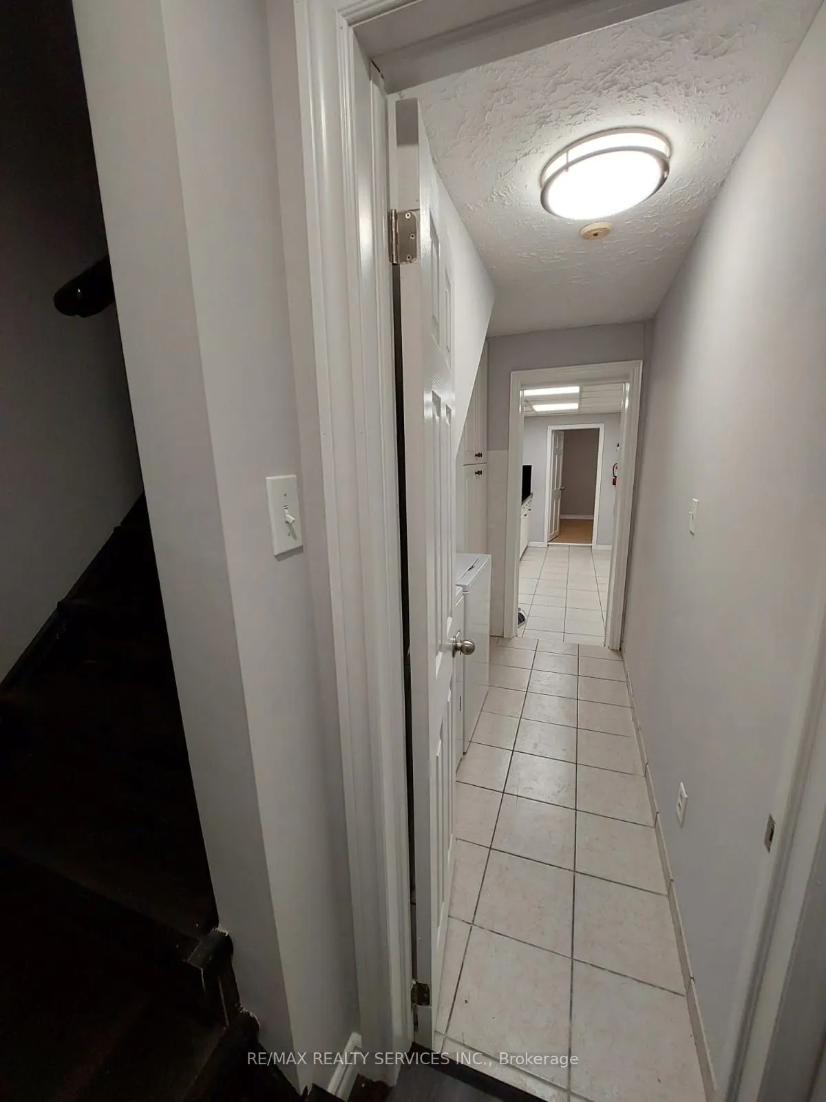 21 Beverley Street, #(Lower Level)