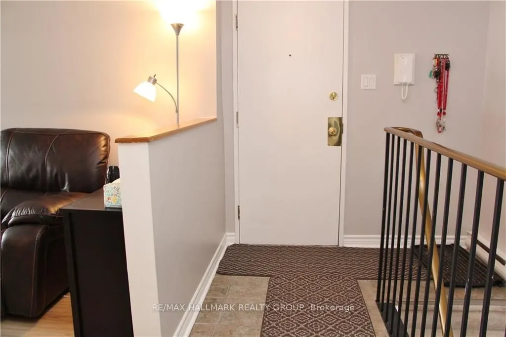 14 Sweetbriar Circle, #4
