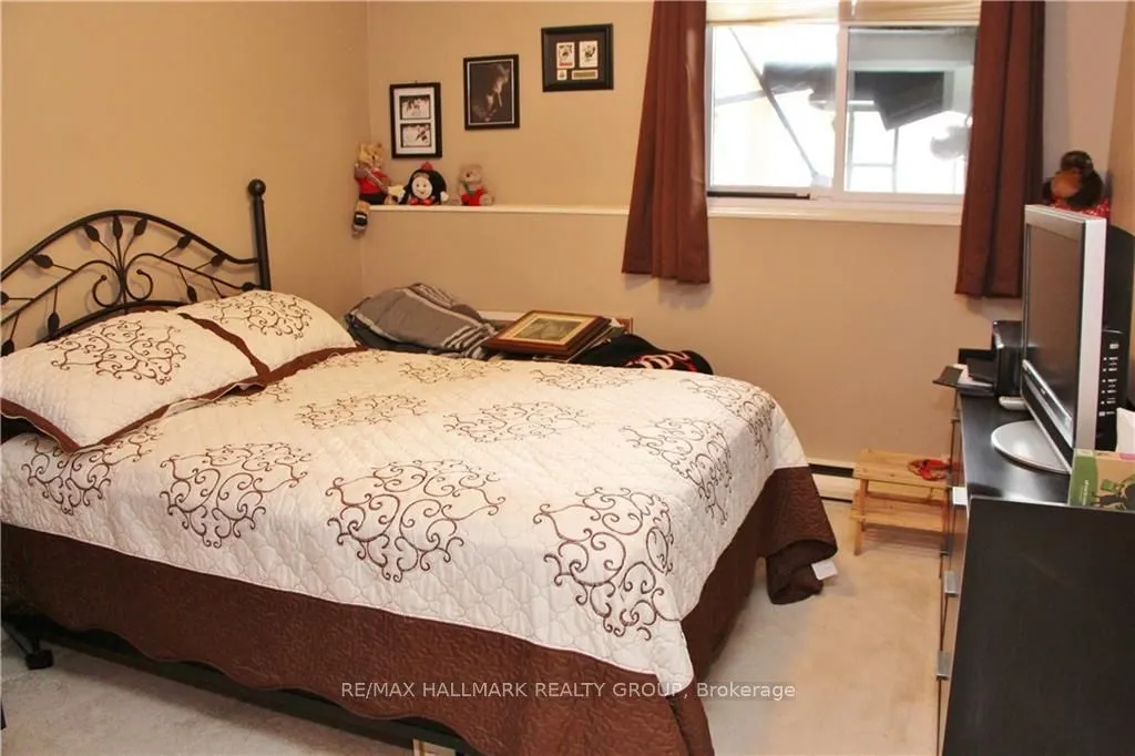 14 Sweetbriar Circle, #4