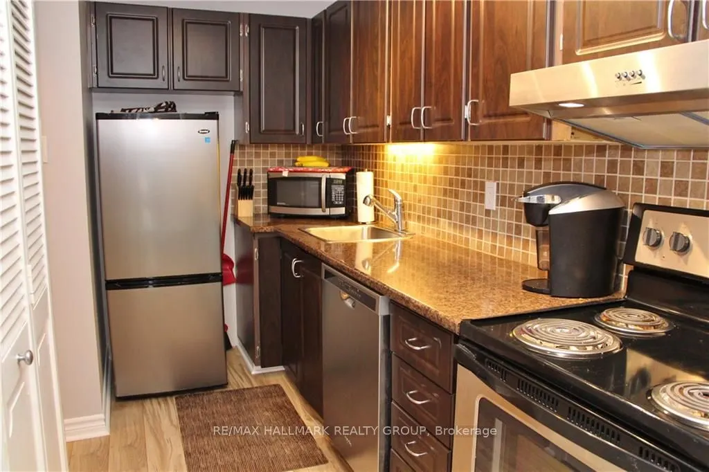 14 Sweetbriar Circle, #4