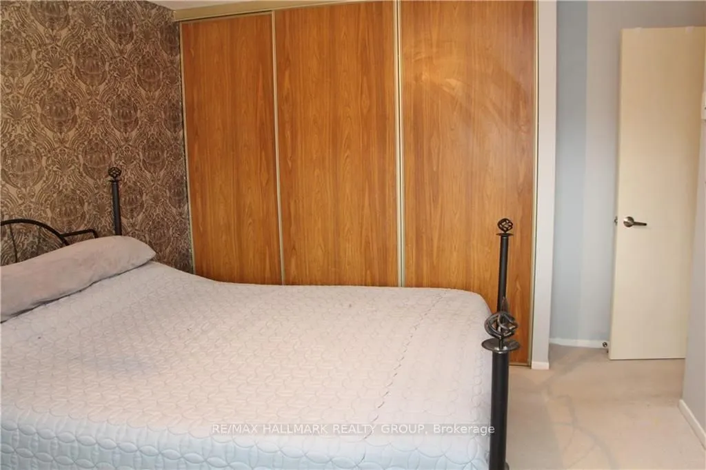 14 Sweetbriar Circle, #4