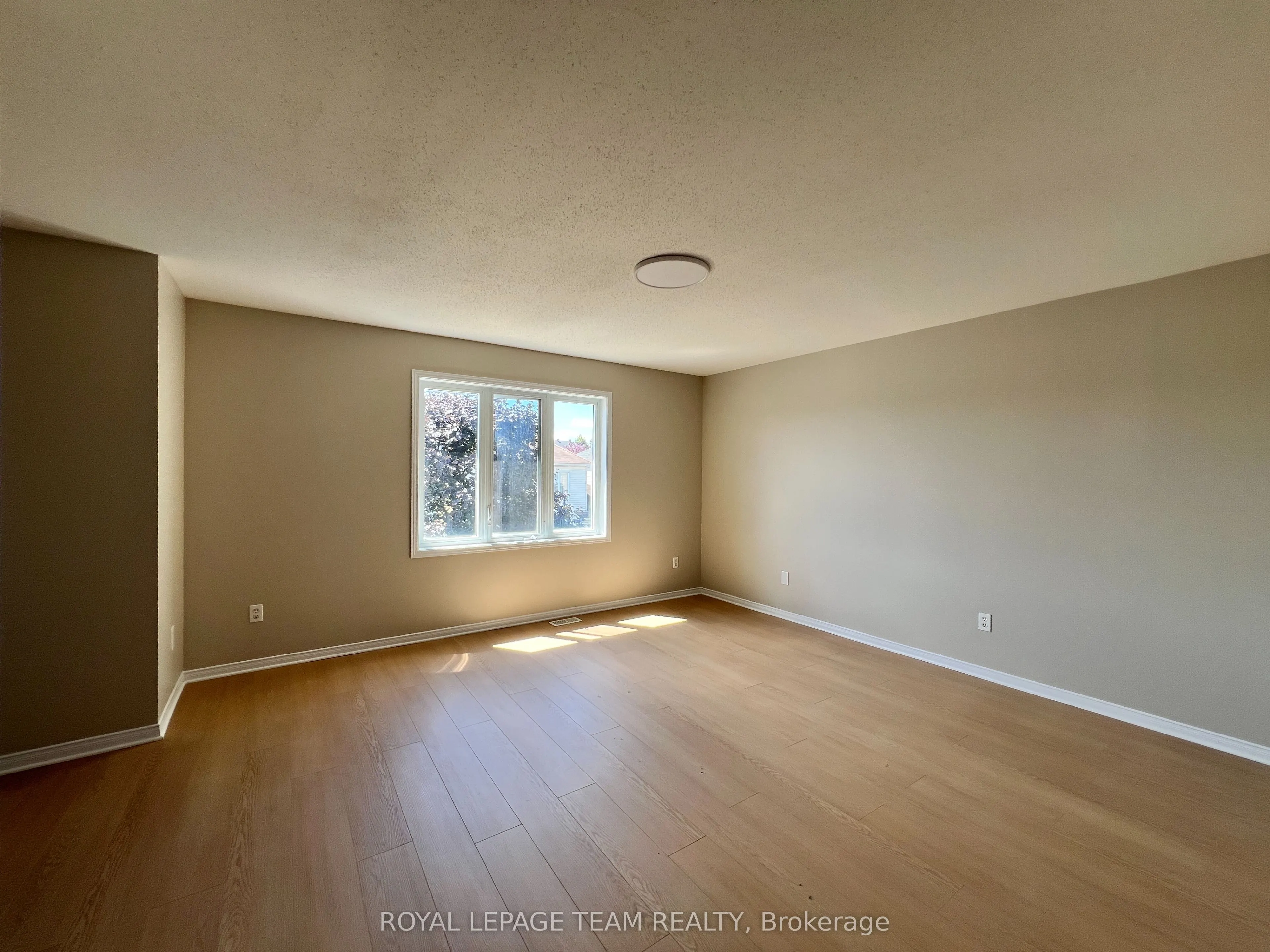 195 HARBOUR VIEW Street